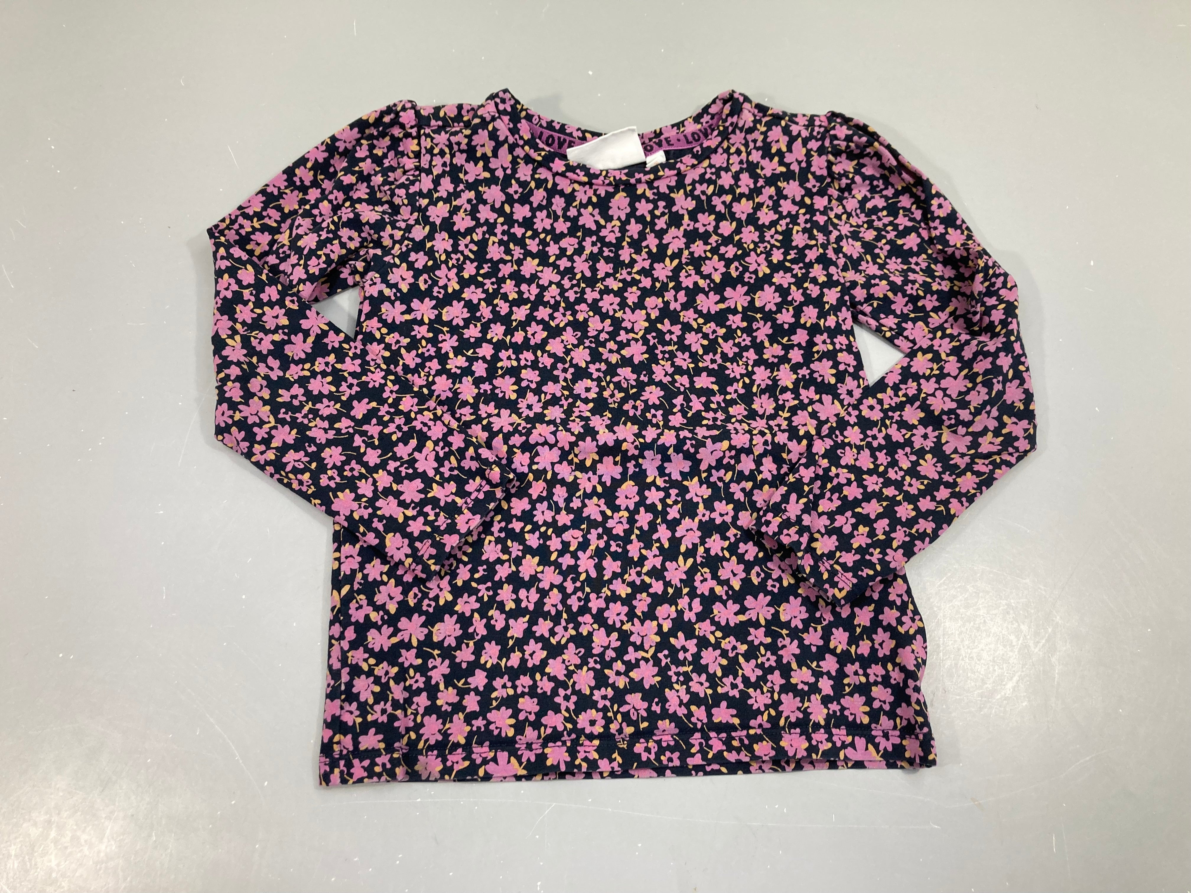 T-shirt m.l bleu foncé fleurs roses