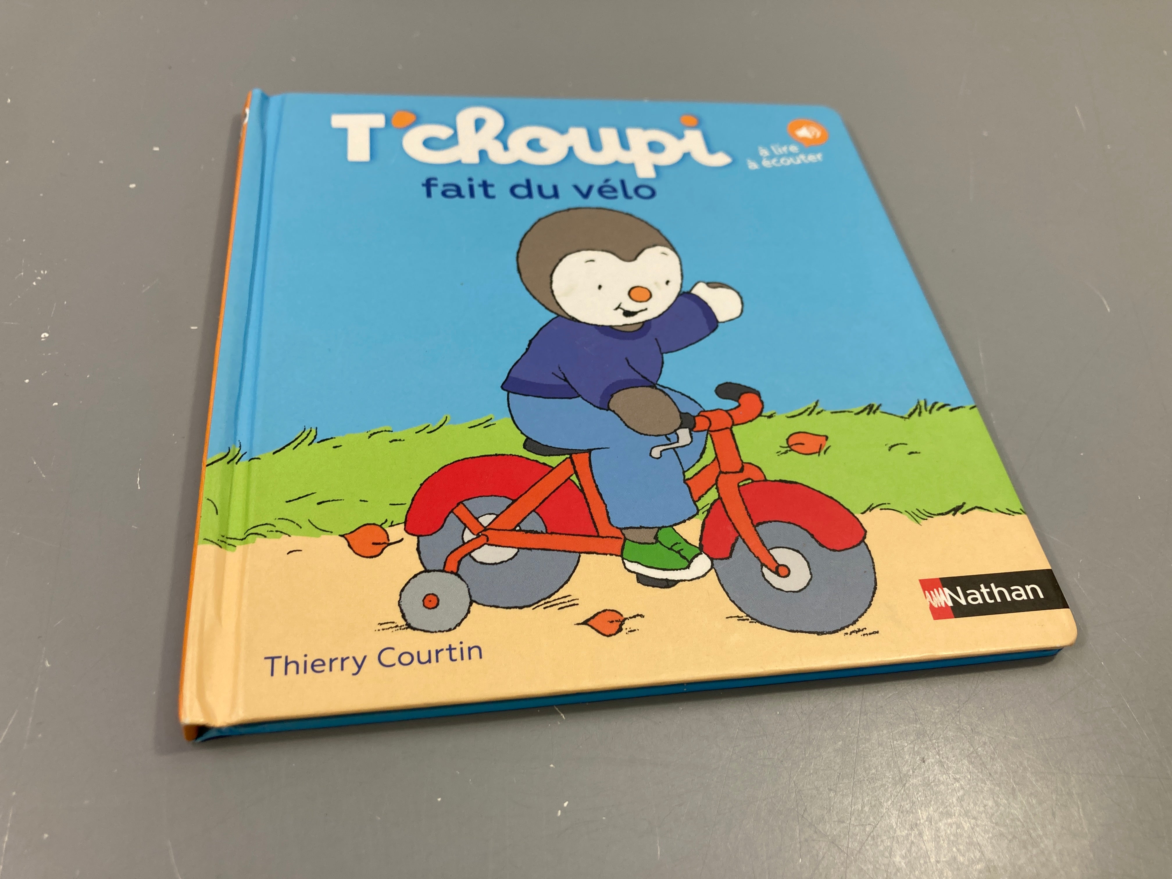 T'choupi fait du vélo, à lire et écouter
