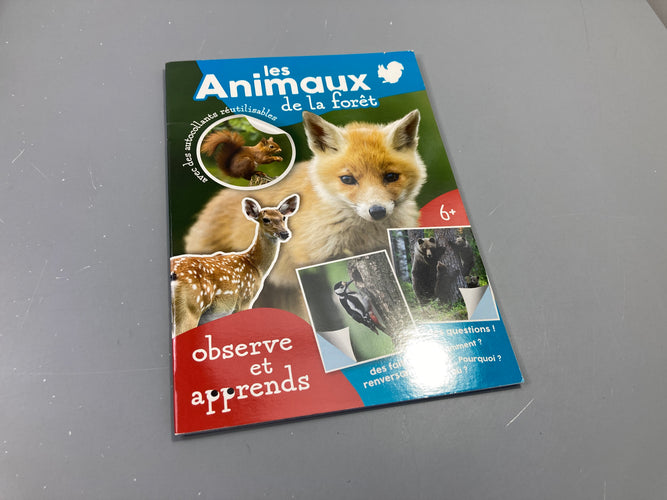Les animaux de la forêt avec des autocollants réutilisables, +6a, moins cher chez Petit Kiwi