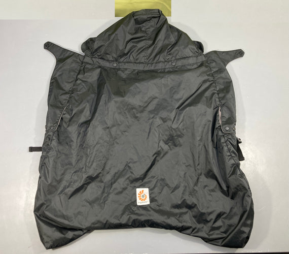 Cocon imperméable noir, Ergobaby, moins cher chez Petit Kiwi