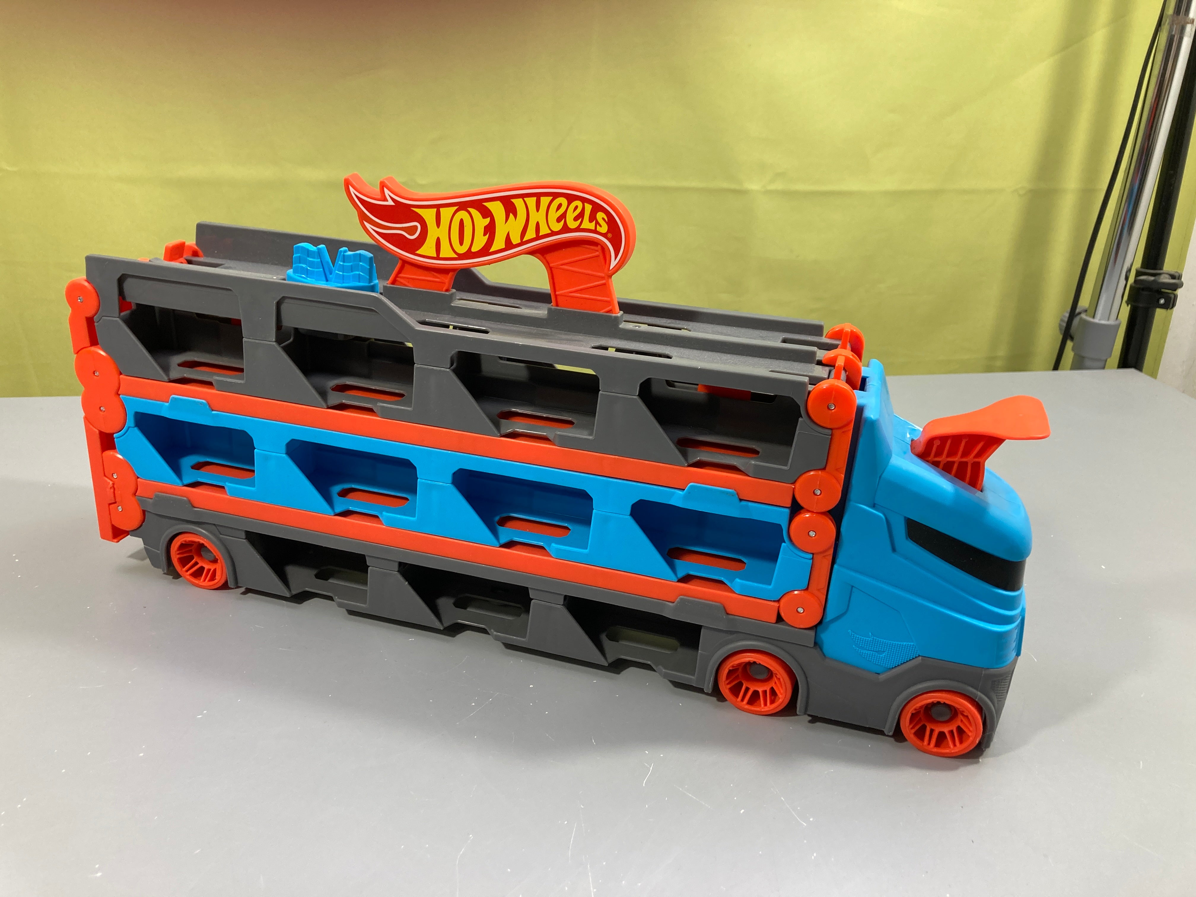 Hot Wheels Super transporteur Extensible