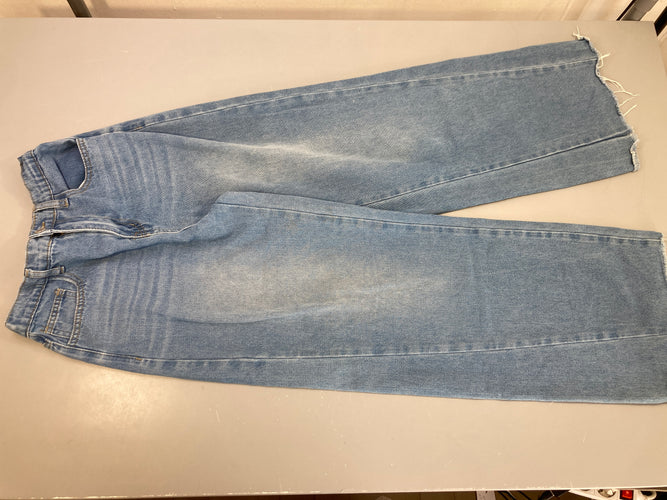 Jeans taille élastique-Tache sur une jambe, moins cher chez Petit Kiwi