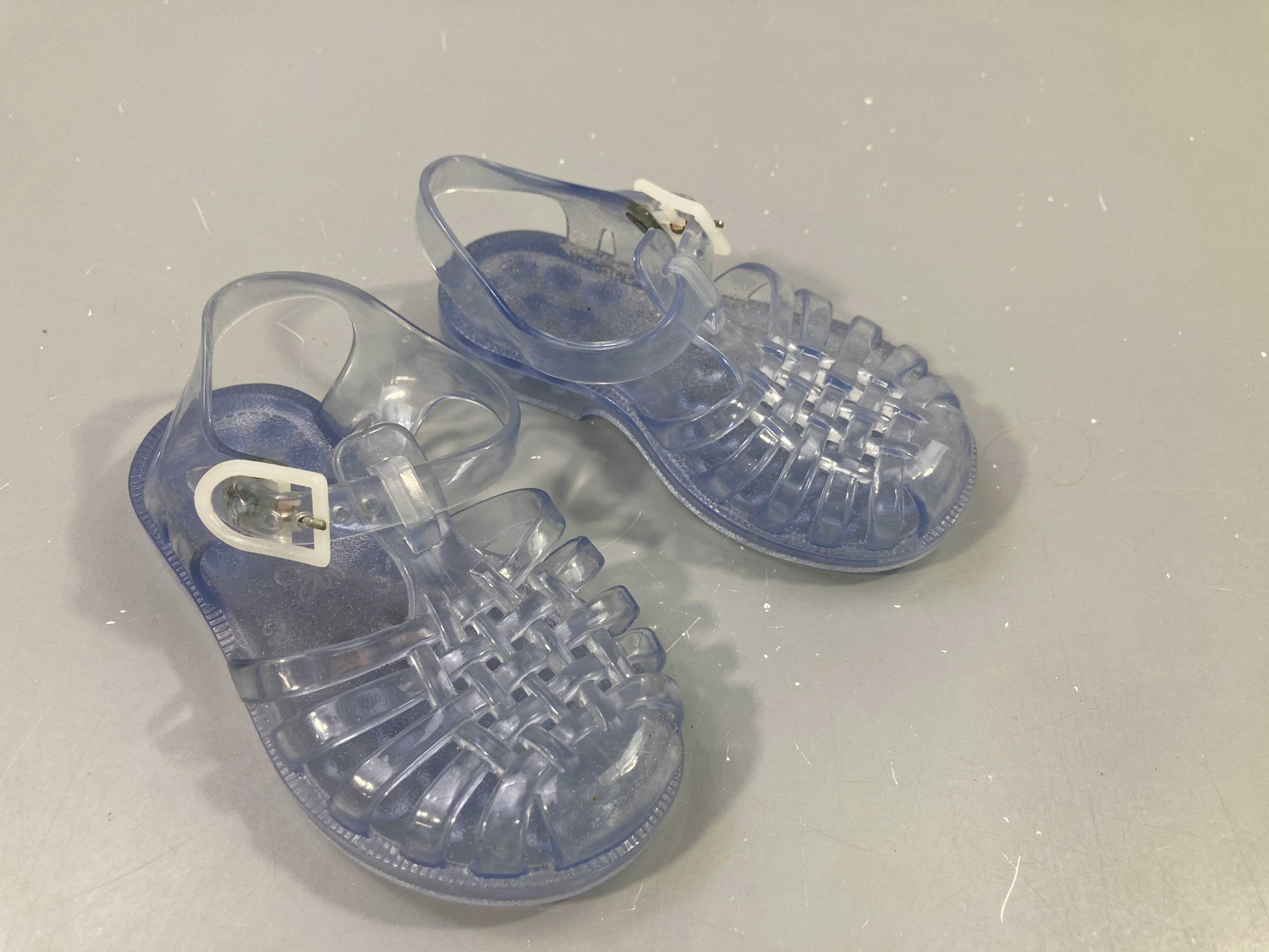 Sandales d'eau bleues