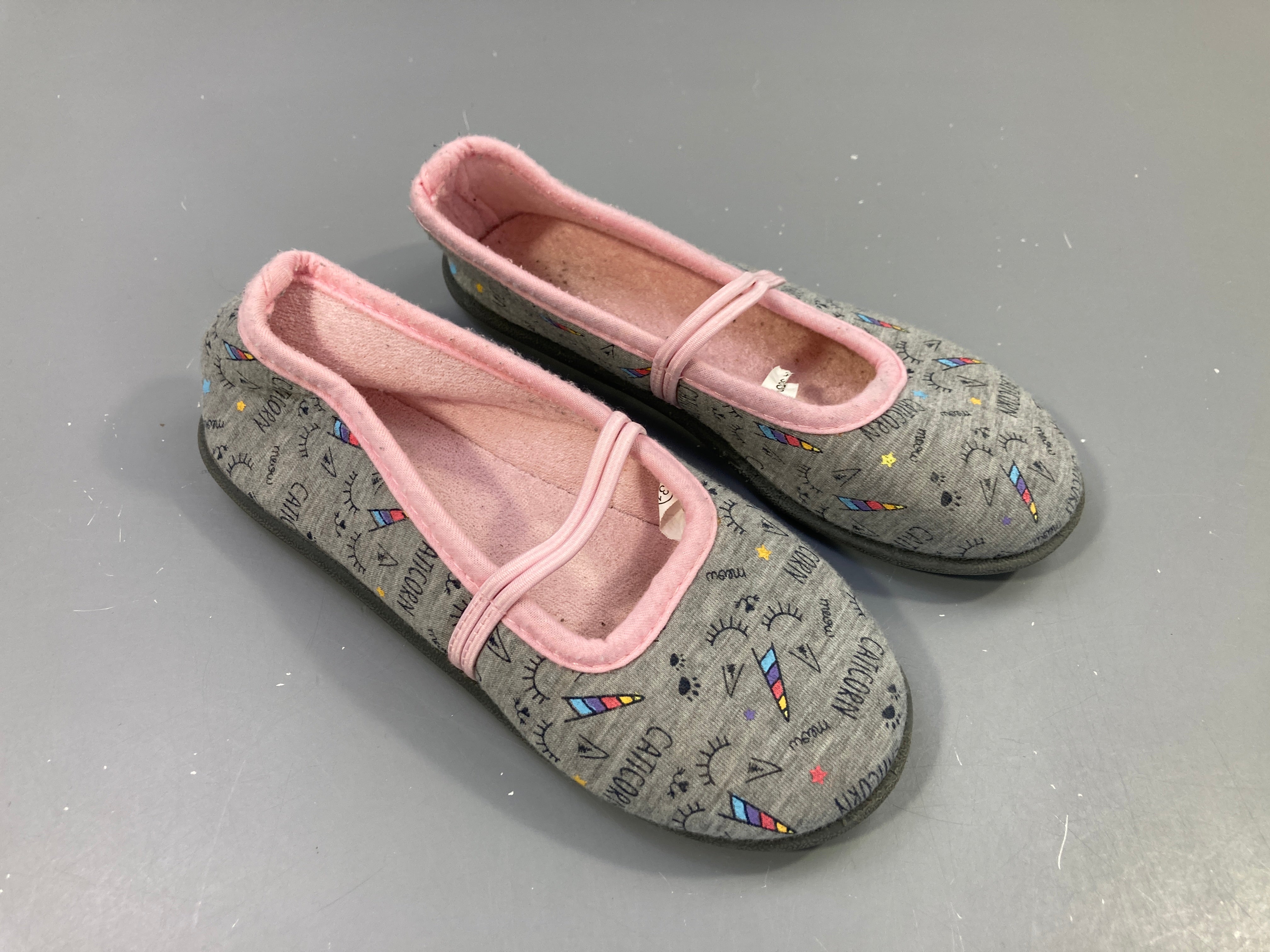Pantoufles gris chiné licorne, 31