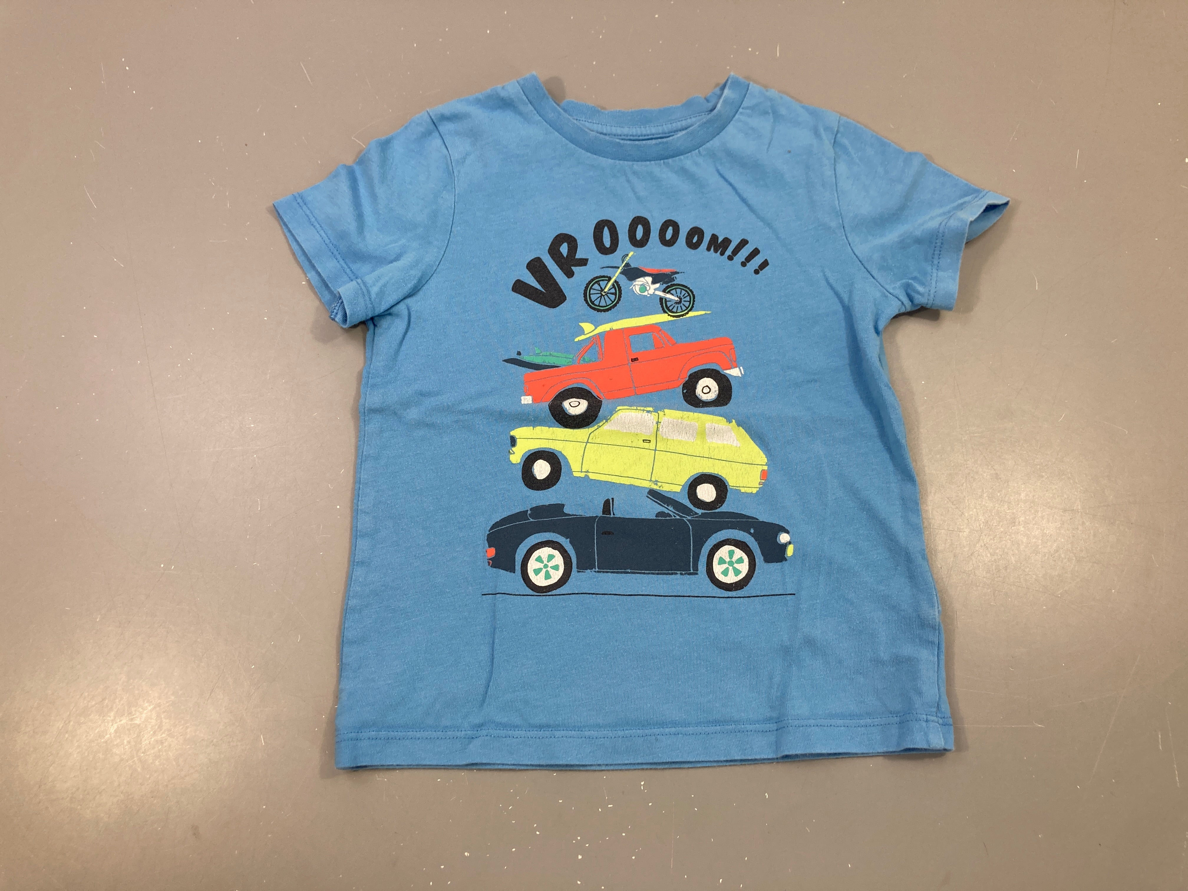 T-shirt m.c bleu voiture vroooom!!!