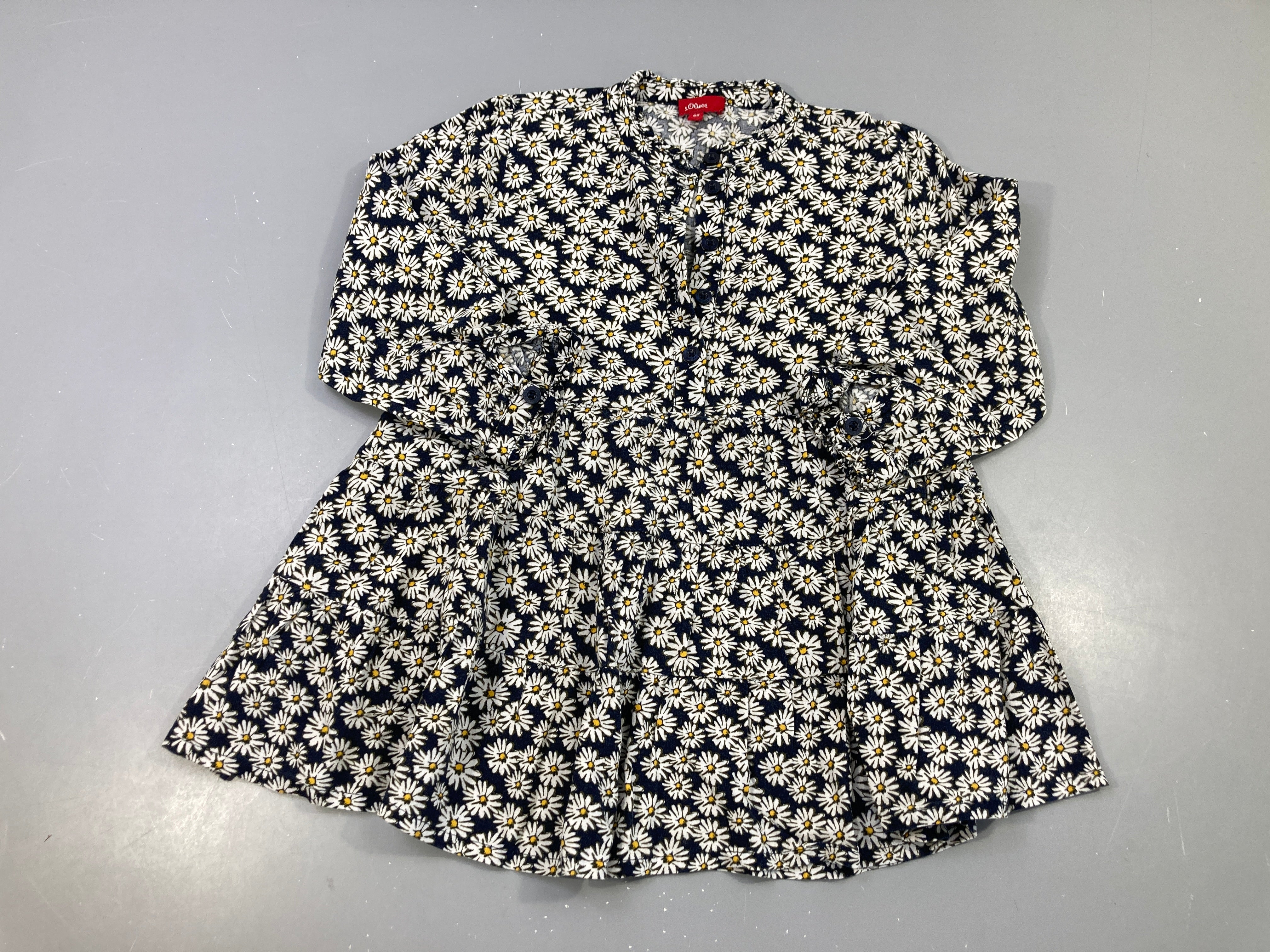 Robe m.l bleu foncé fleurs boutons