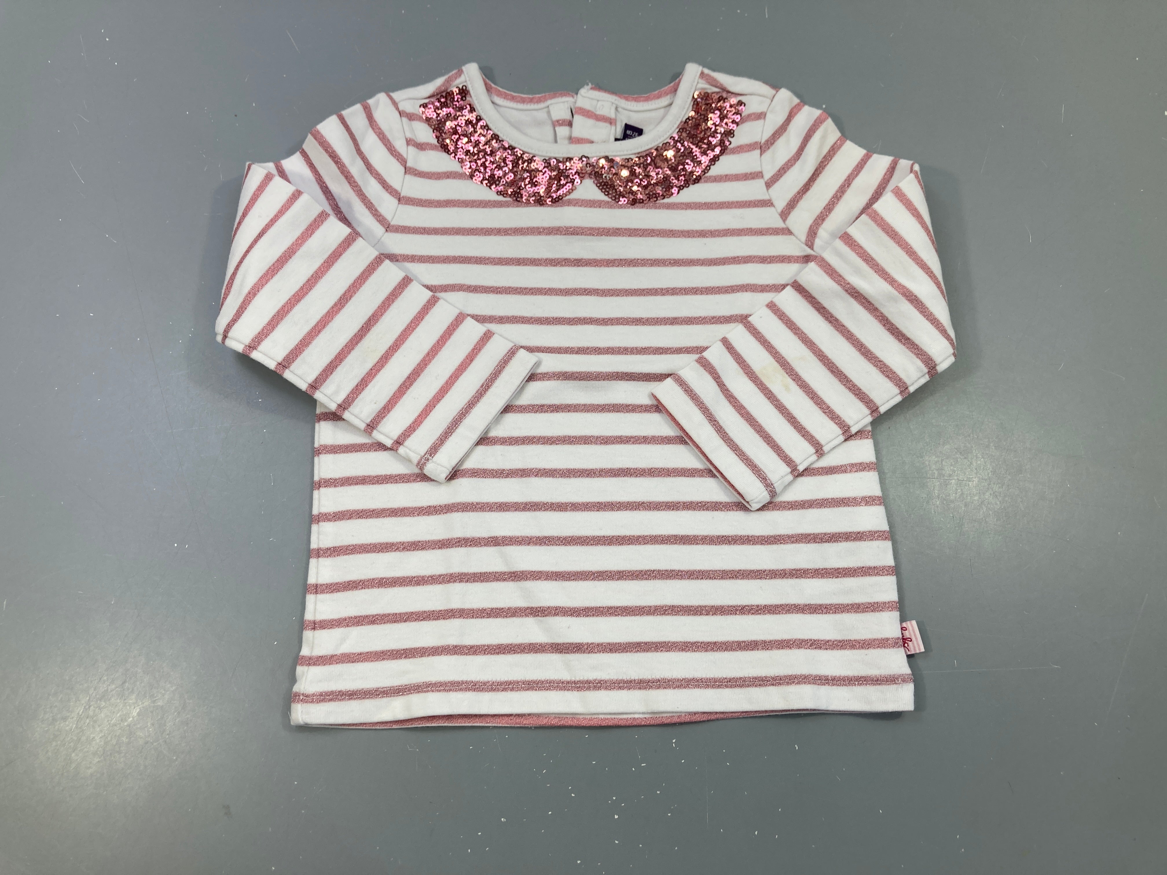 T-shirt m.l blanc rayé rose col sequins, tache manche