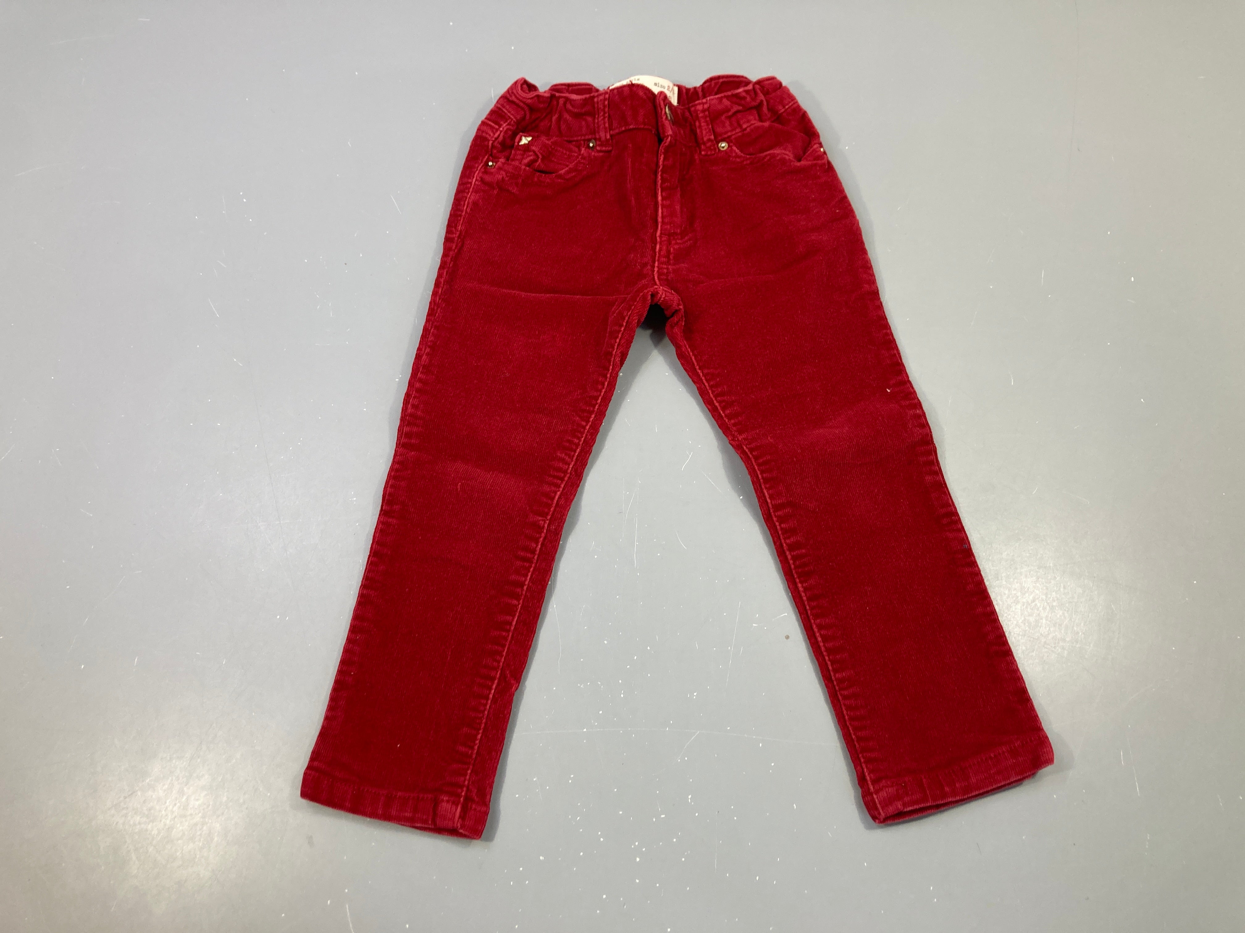 Pantalon velours côtelé rouge