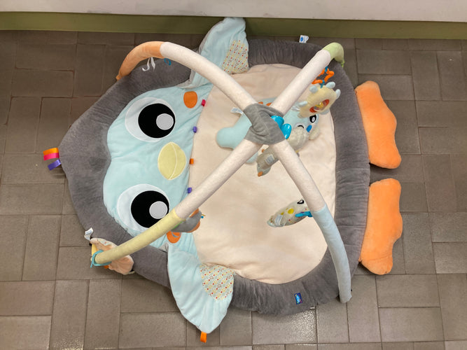 Tapis d'éveil 0+ Snuggle Me Penguin Tummy Time Gym Playgro, moins cher chez Petit Kiwi