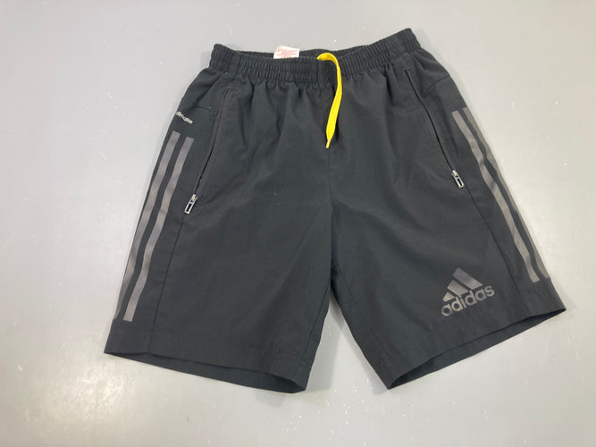 Short de sport noir zip bandes latérales adidas, moins cher chez Petit Kiwi
