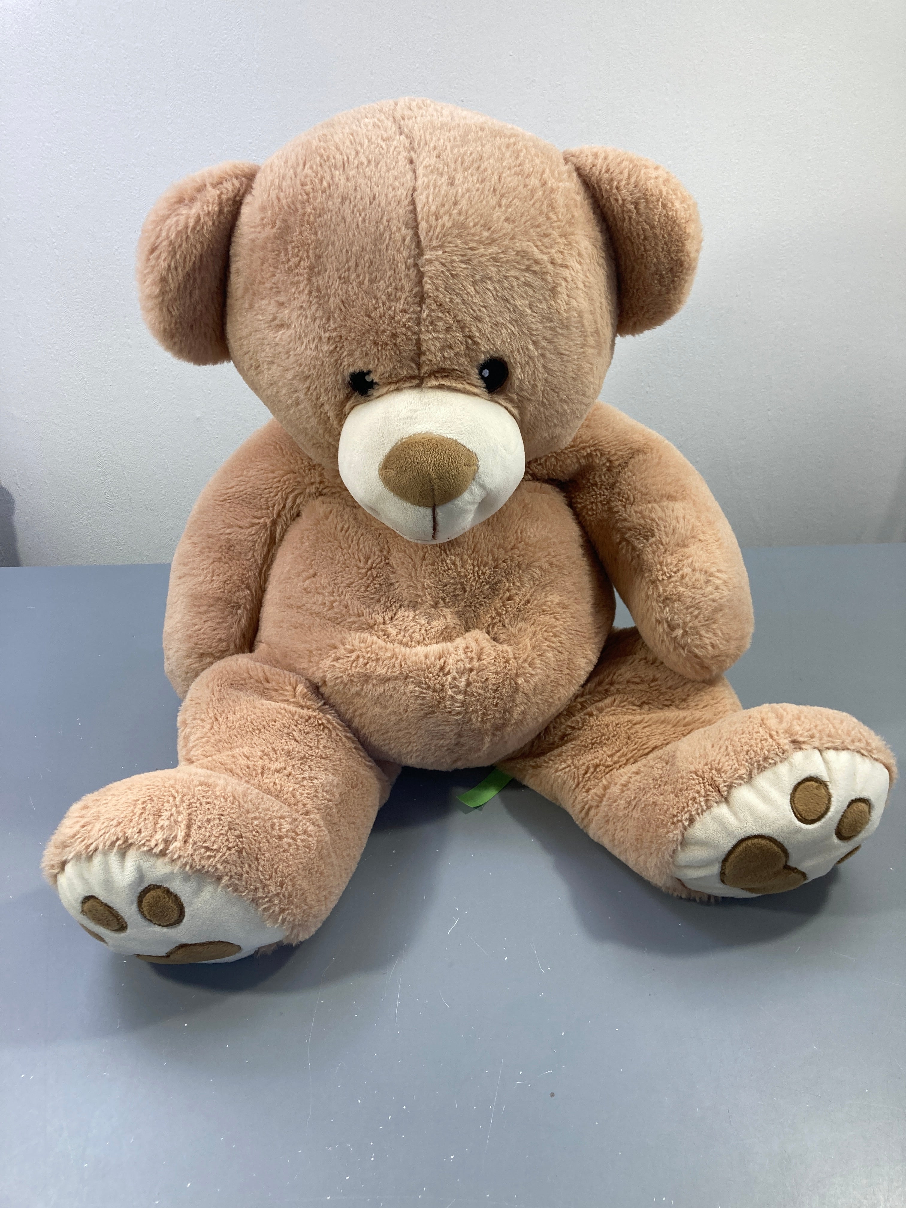 Ours en peluche m 100%recyclé brun clair 66cm Nicotoy