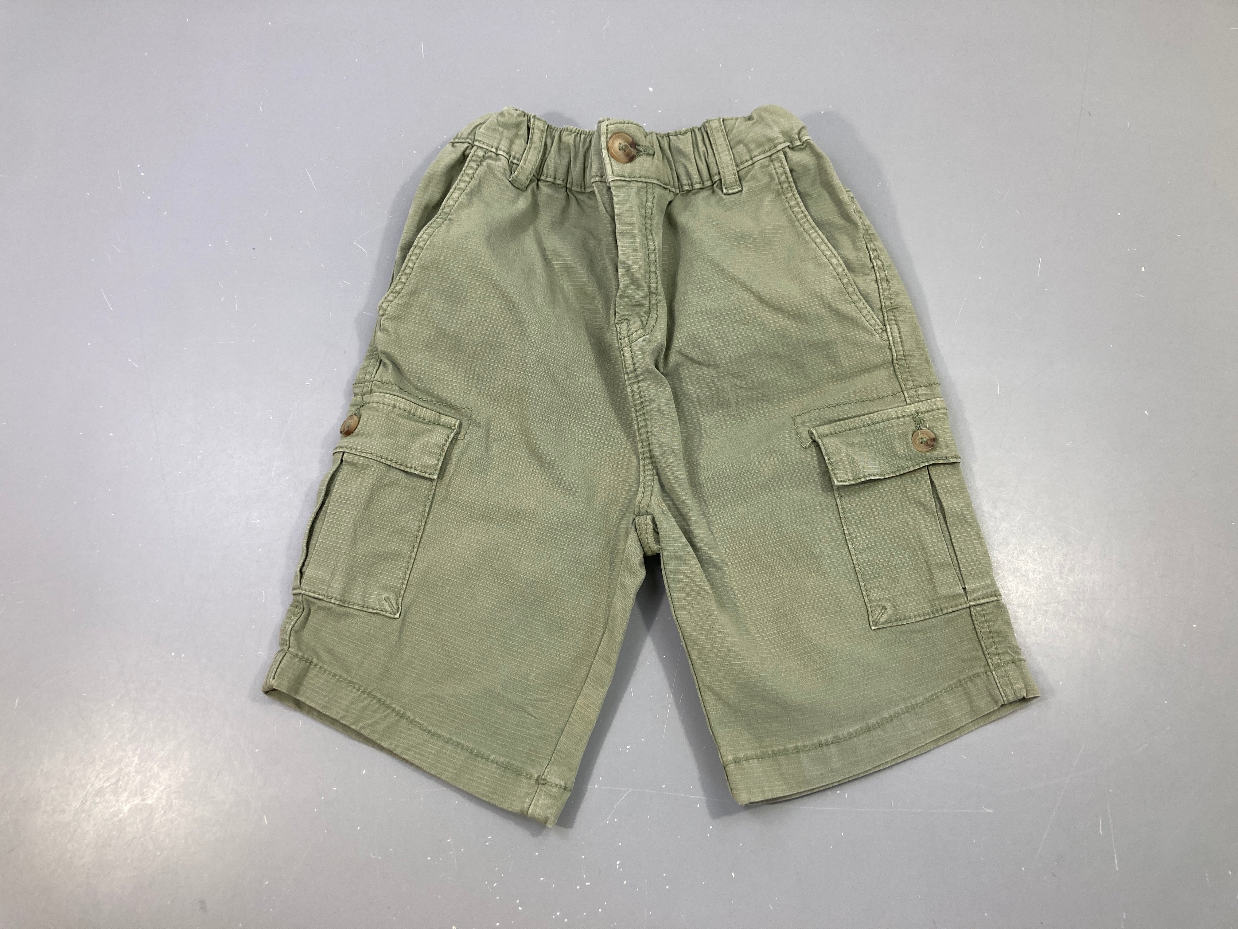Bermuda kaki poches latérales