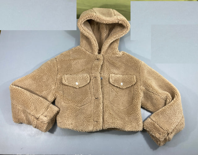 Veste teddy peluche beige à capuche Pull&Bear, moins cher chez Petit Kiwi