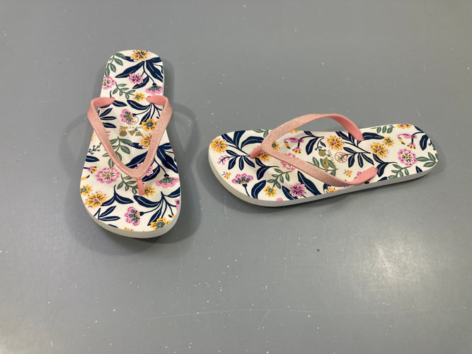 Tongs blanches fleurie roses, moins cher chez Petit Kiwi