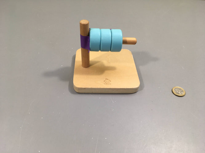Jeu montessori d'encastrement vertical, moins cher chez Petit Kiwi