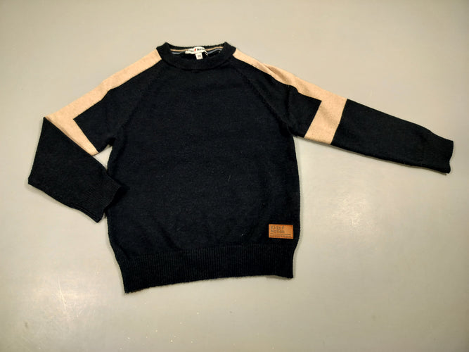 Pull bleu marine, beige , un peu bouloché, moins cher chez Petit Kiwi