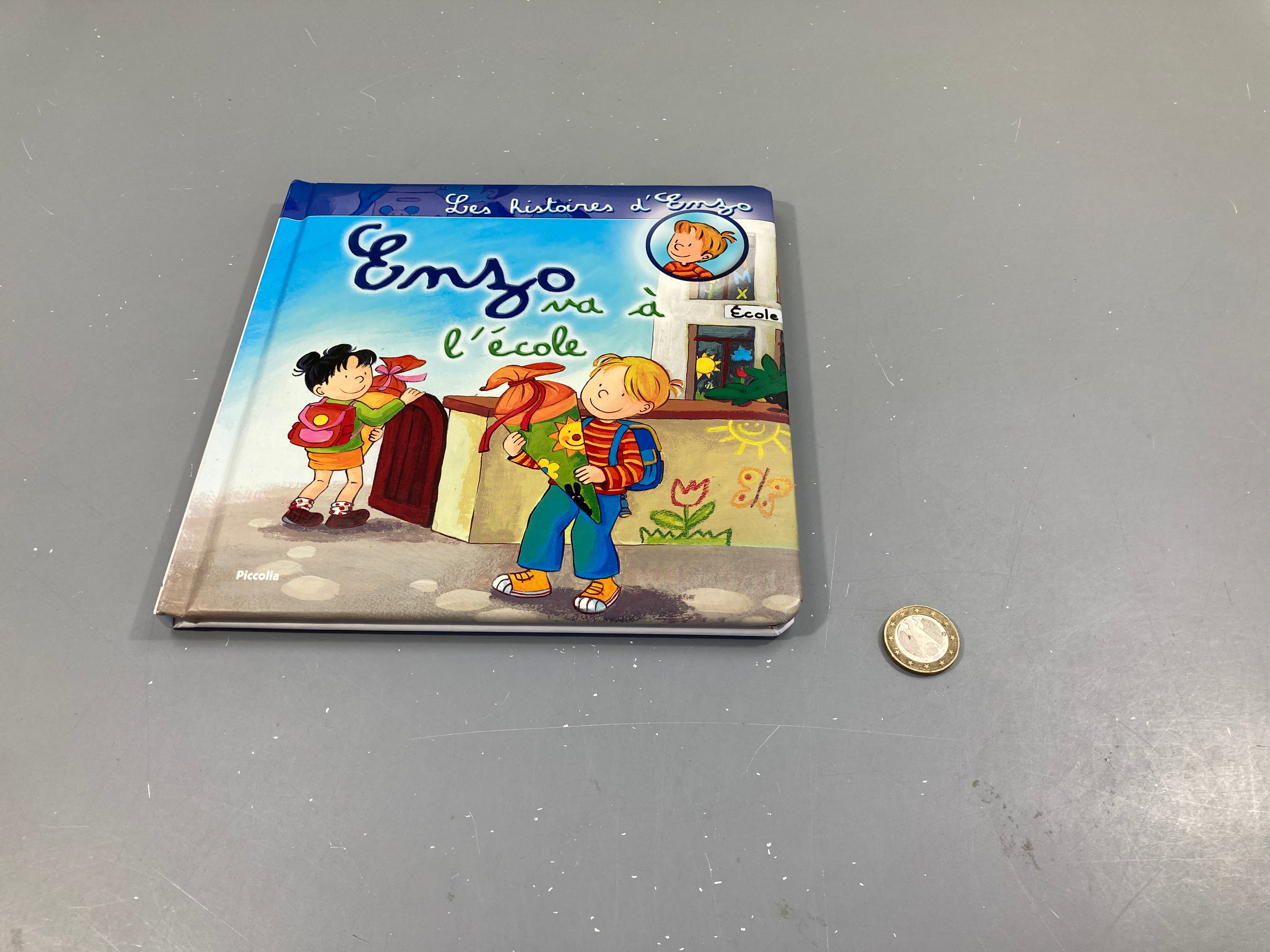 Enzo va à l'école