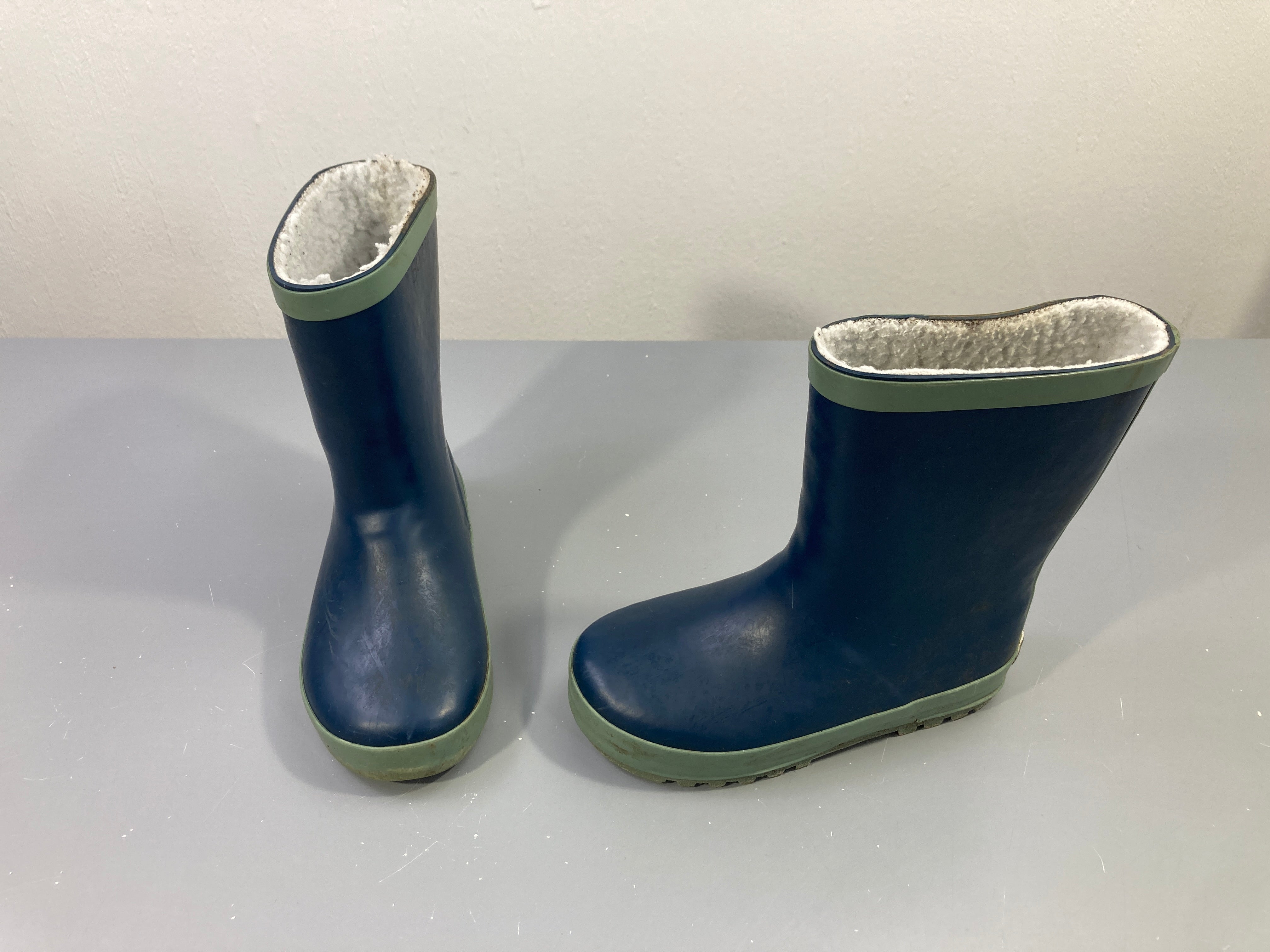 Bottes en caoutchouc bleues fourrées