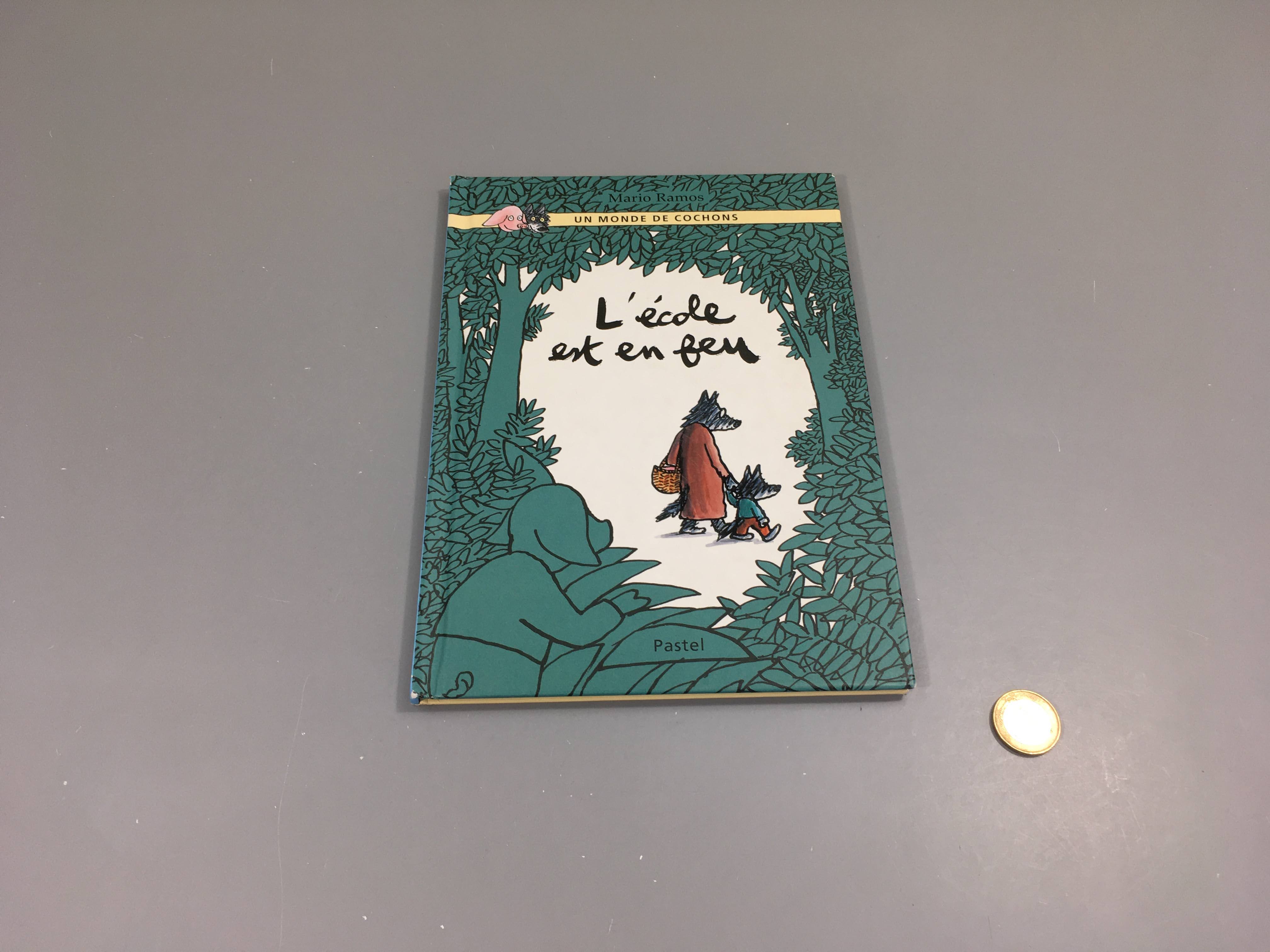 L'école est en feu Un monde de cochons
