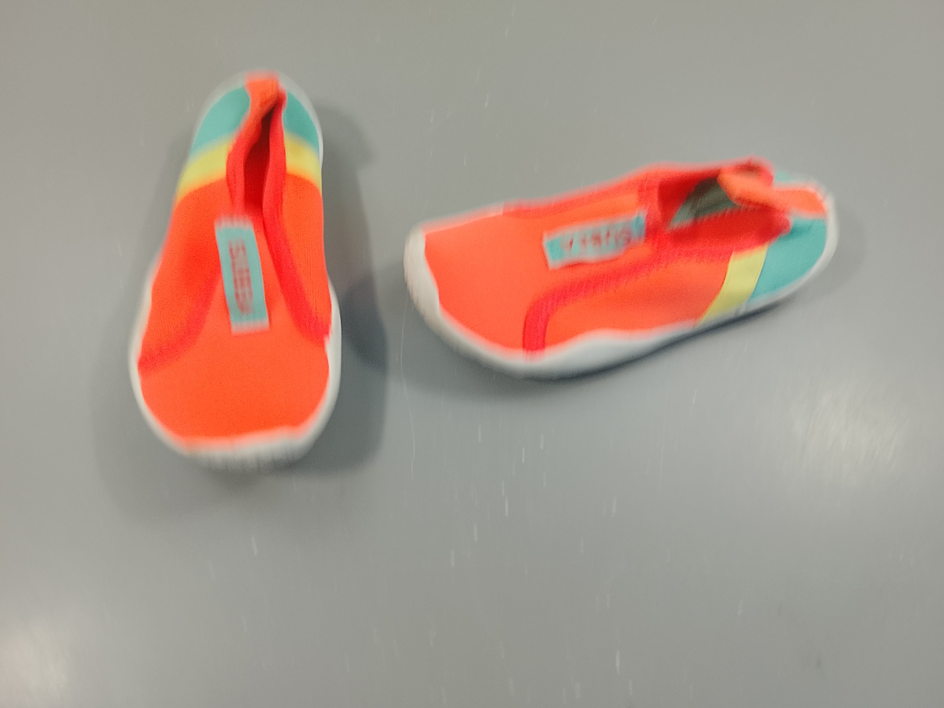 Chaussures d'eau Subea  orange fluo , jaune et bleu -28-29