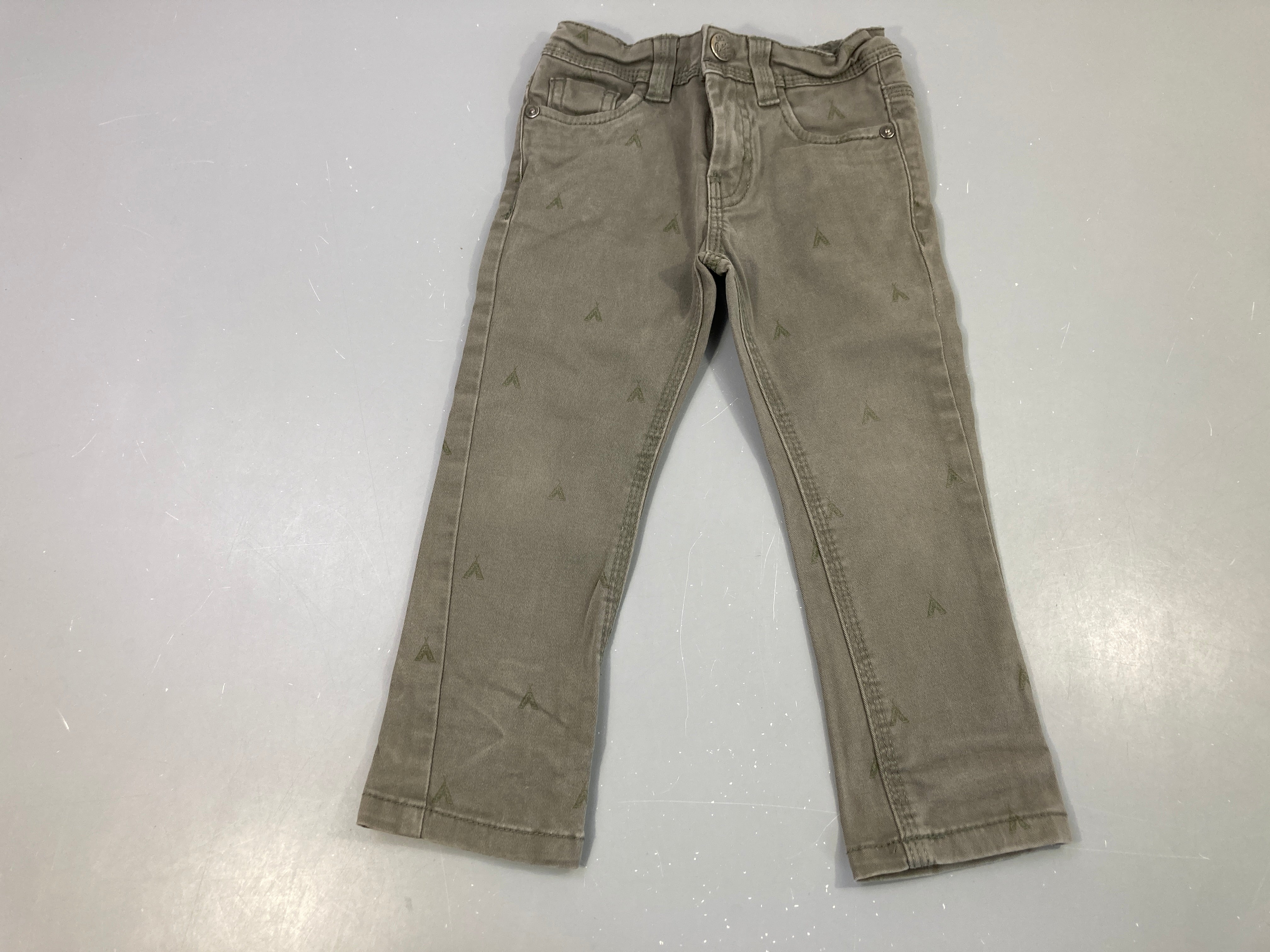Pantalon slim kaki Tipis
