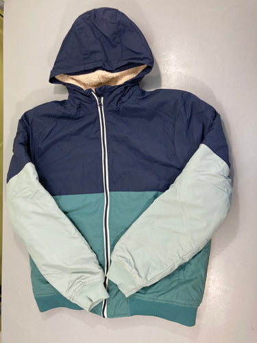 Veste zippée bleu foncé/vert à capuche, doublé peluche, moins cher chez Petit Kiwi