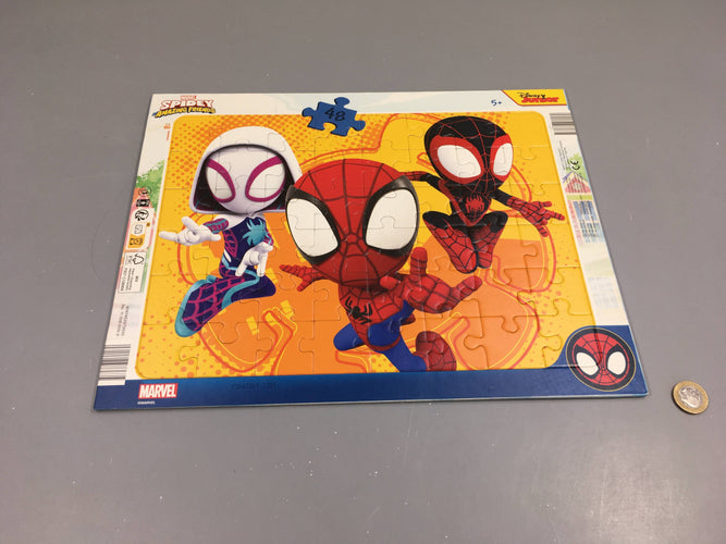 Planche puzzle Mar.vel Spiderman 48 pcs +5a, moins cher chez Petit Kiwi