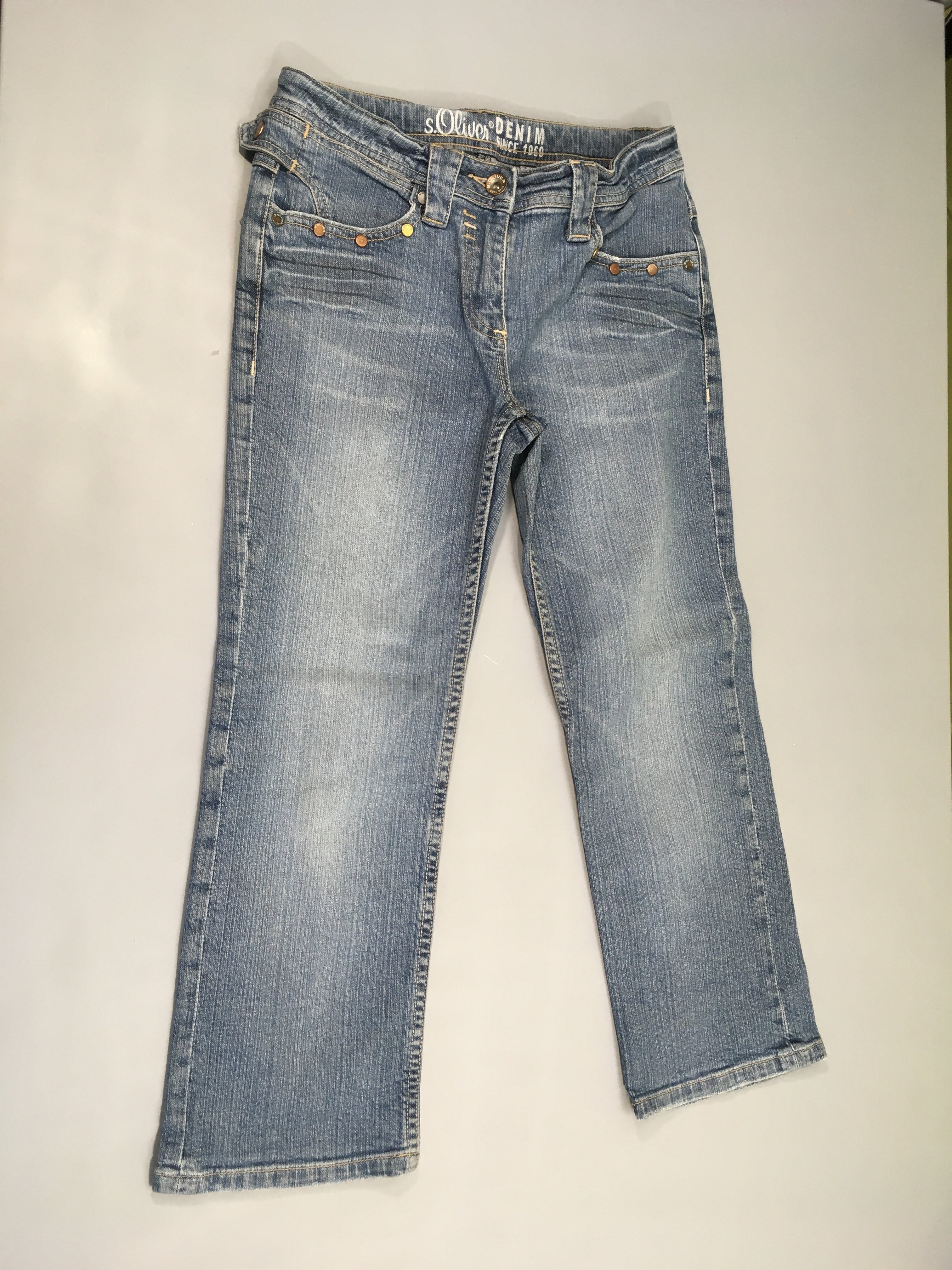 Jeans court