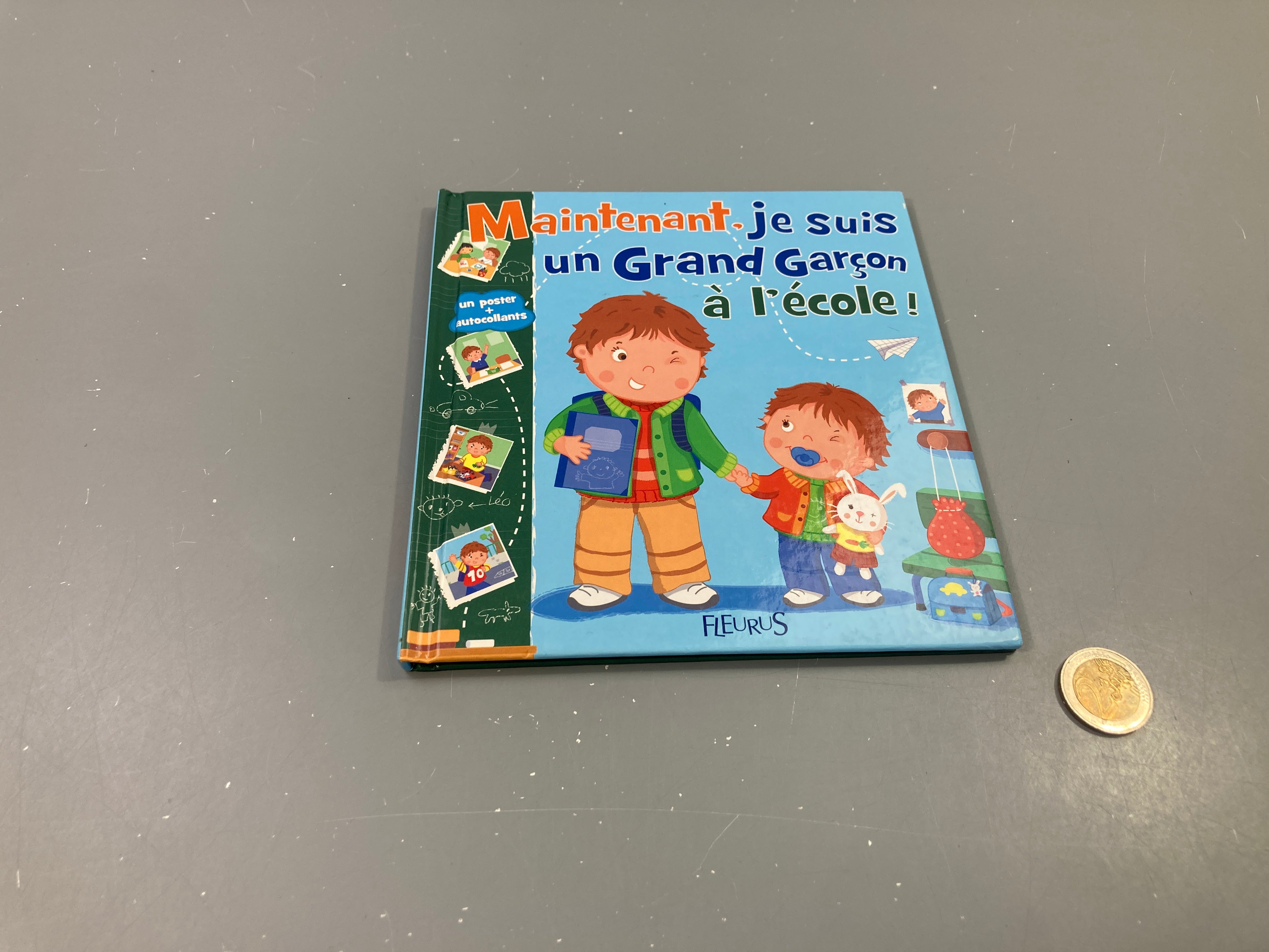 Maintenant, je suis un grand garçon à l'école!