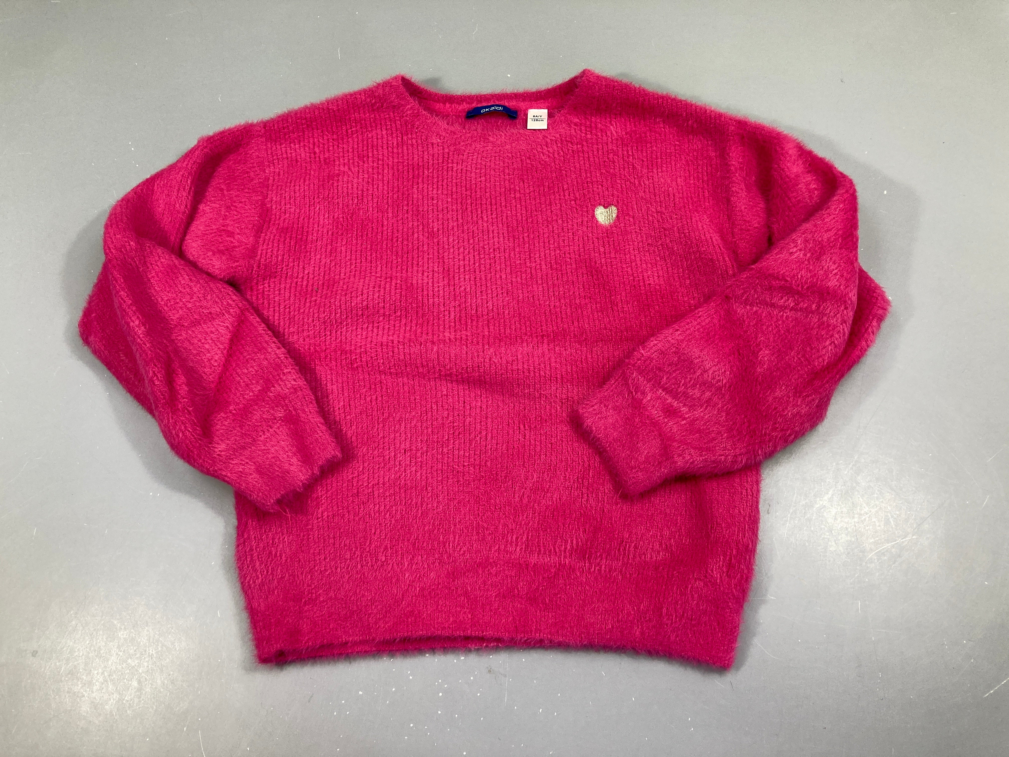 Pull duveteux rose vif coeur doré
