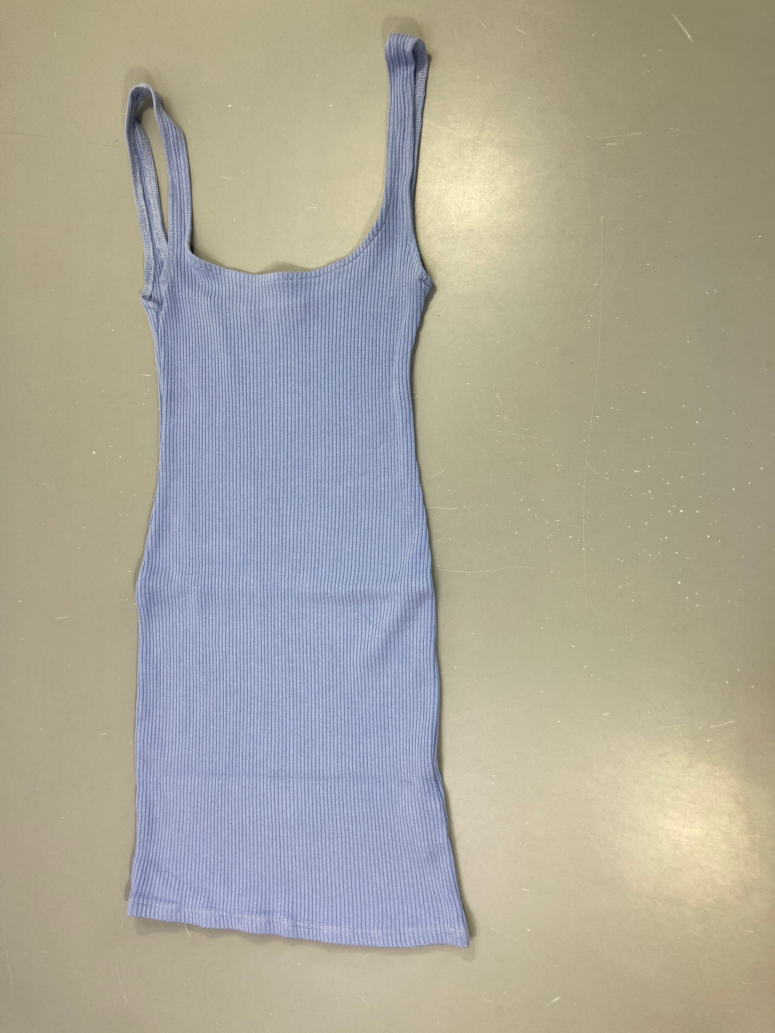 Robe fines bretelles bleu clair côtelé