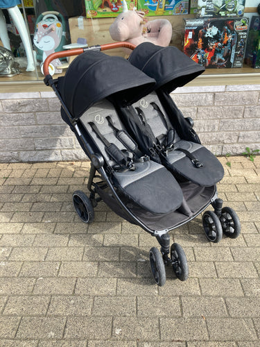 Poussette âge rapproché Twinlink Cold black, Jané avec porte gobelet et habillage pluie, moins cher chez Petit Kiwi