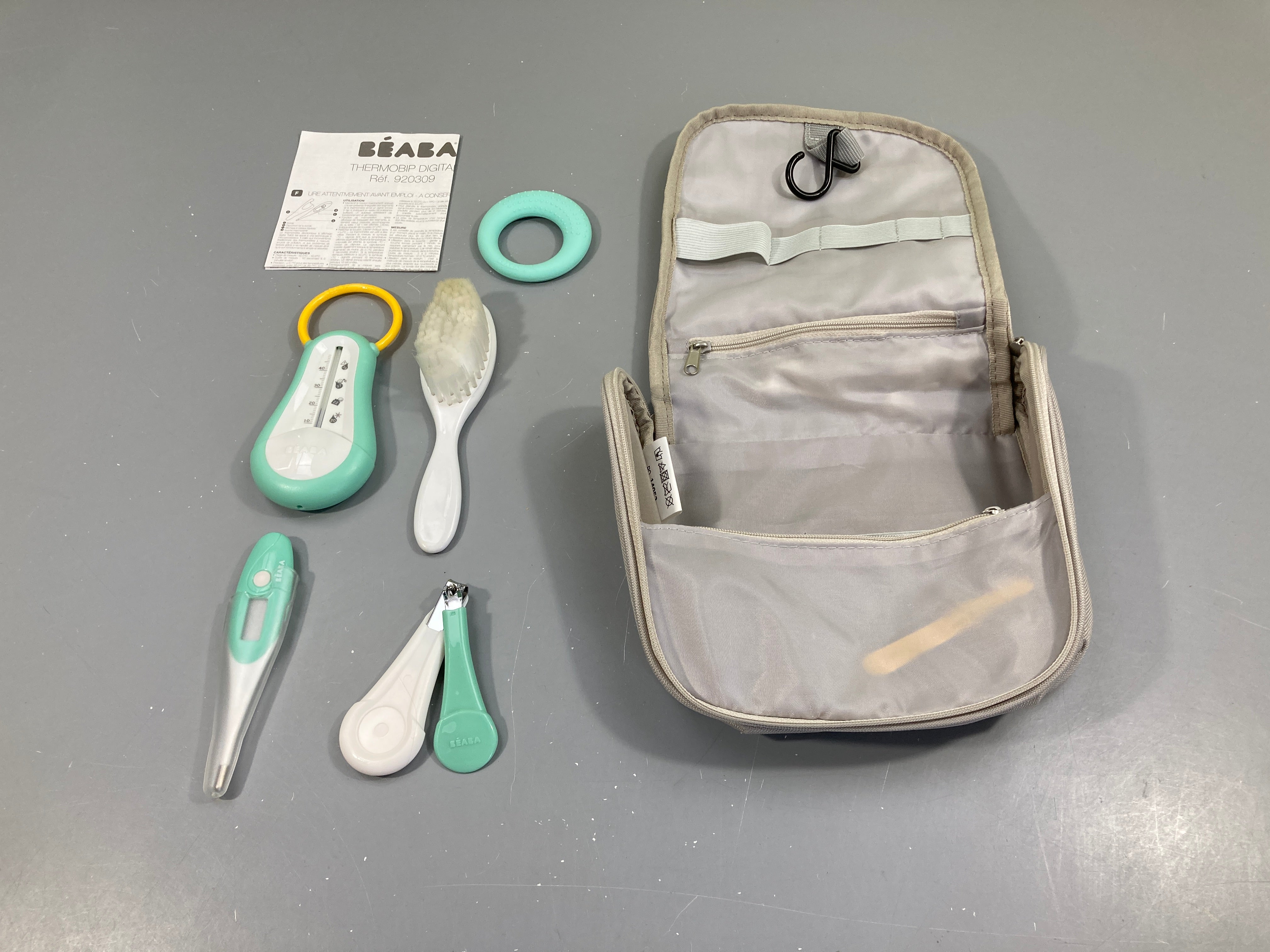 Trousse de toilette Nomade + 6 accessoires
