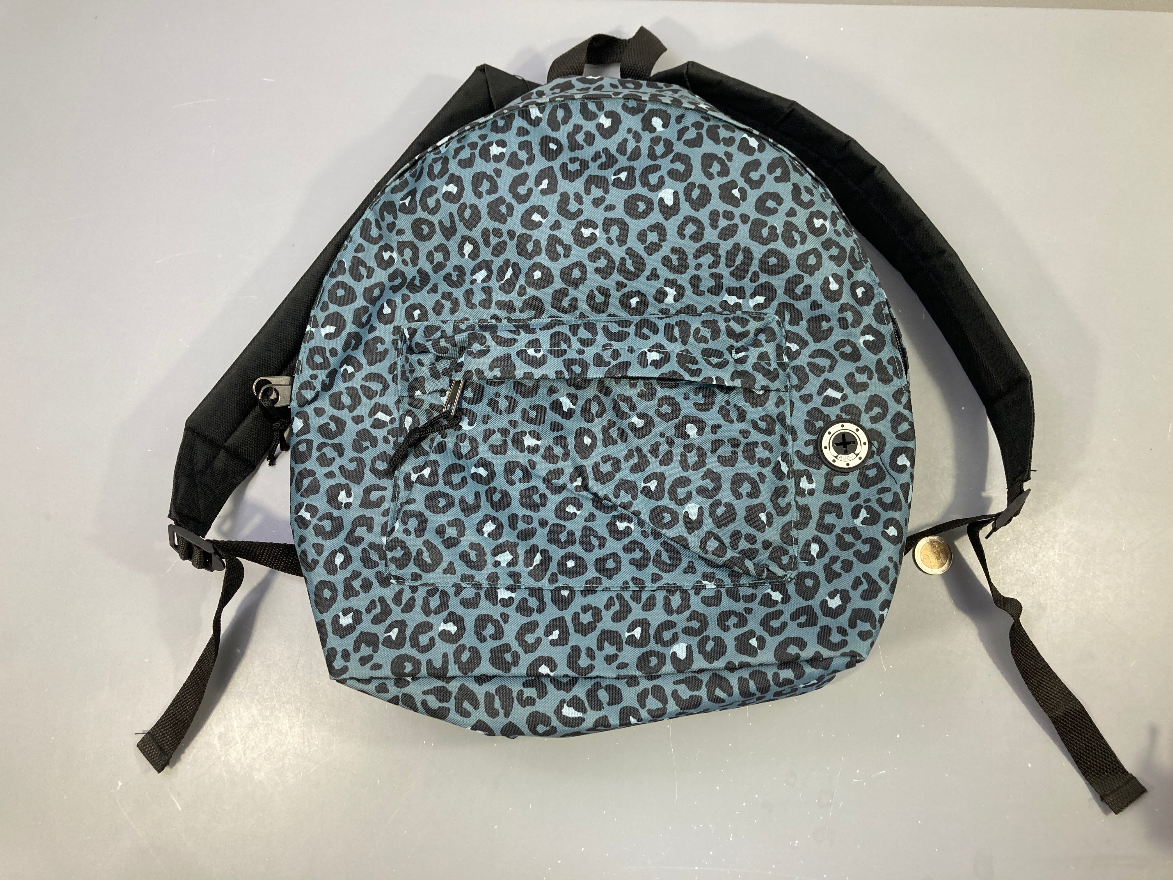 Etat neuf-Sac vert léopard à dos Backpack +/- 42-29cm