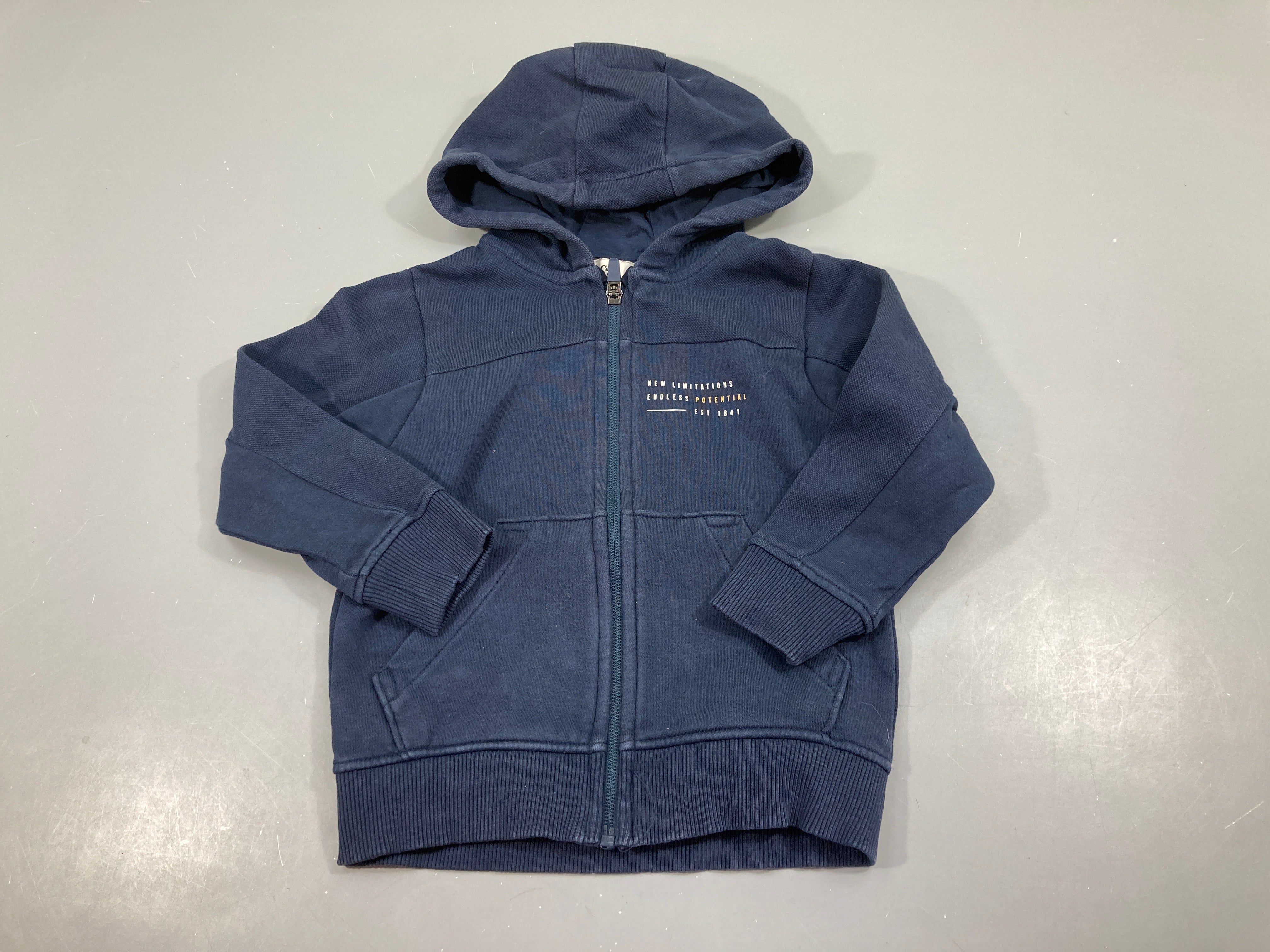Sweat zippé bleu foncé à capuche