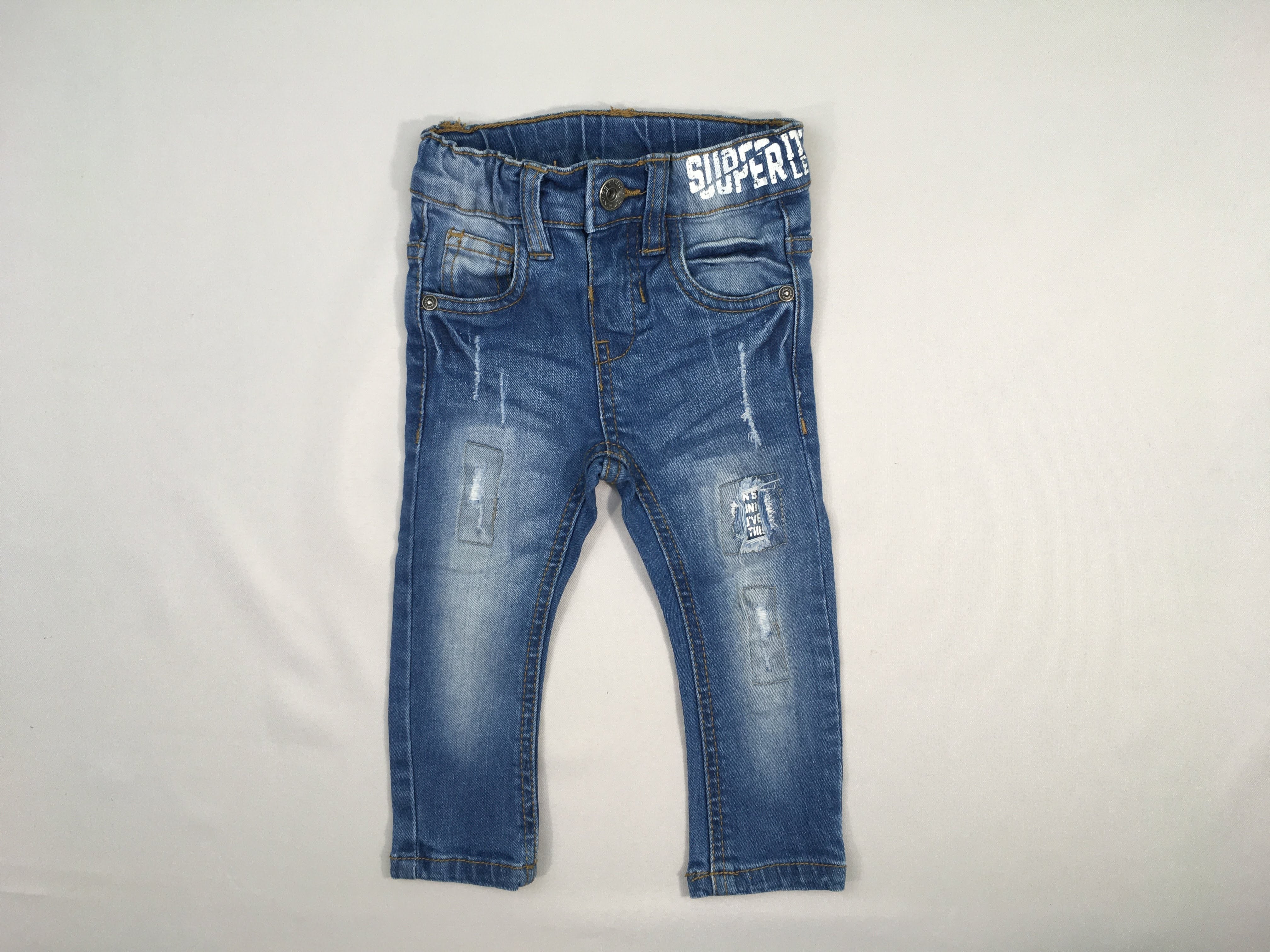 Jeans effet erraillé