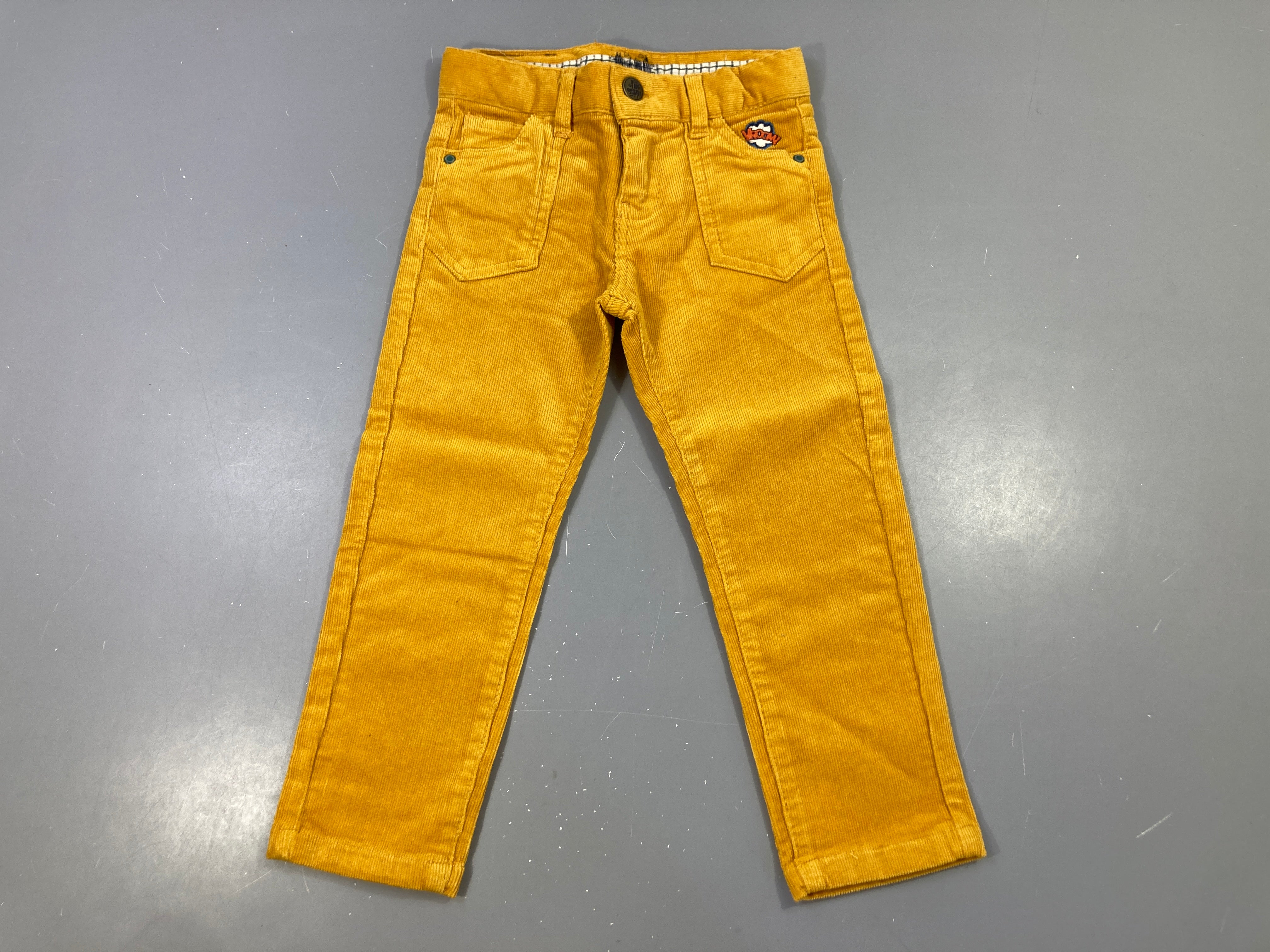 Parfait état- Pantalon moutarde velours Vroom!