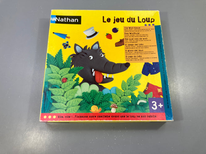 Le jeu du loup +3a Complet (certaines pièces cartonées légèrement cornées), moins cher chez Petit Kiwi