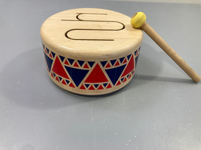 Tambour en bois (Solid Drum) Plantoy +18m, moins cher chez Petit Kiwi