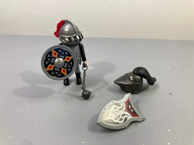 Playmobil - Chevalier de fer, moins cher chez Petit Kiwi