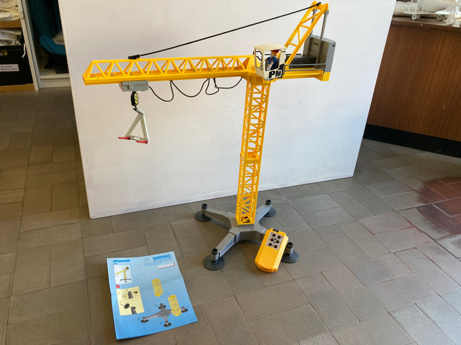 Playmobil 5466 - Grande grue de chantier avec télécommande infrarouge Complet et fonctionne, moins cher chez Petit Kiwi