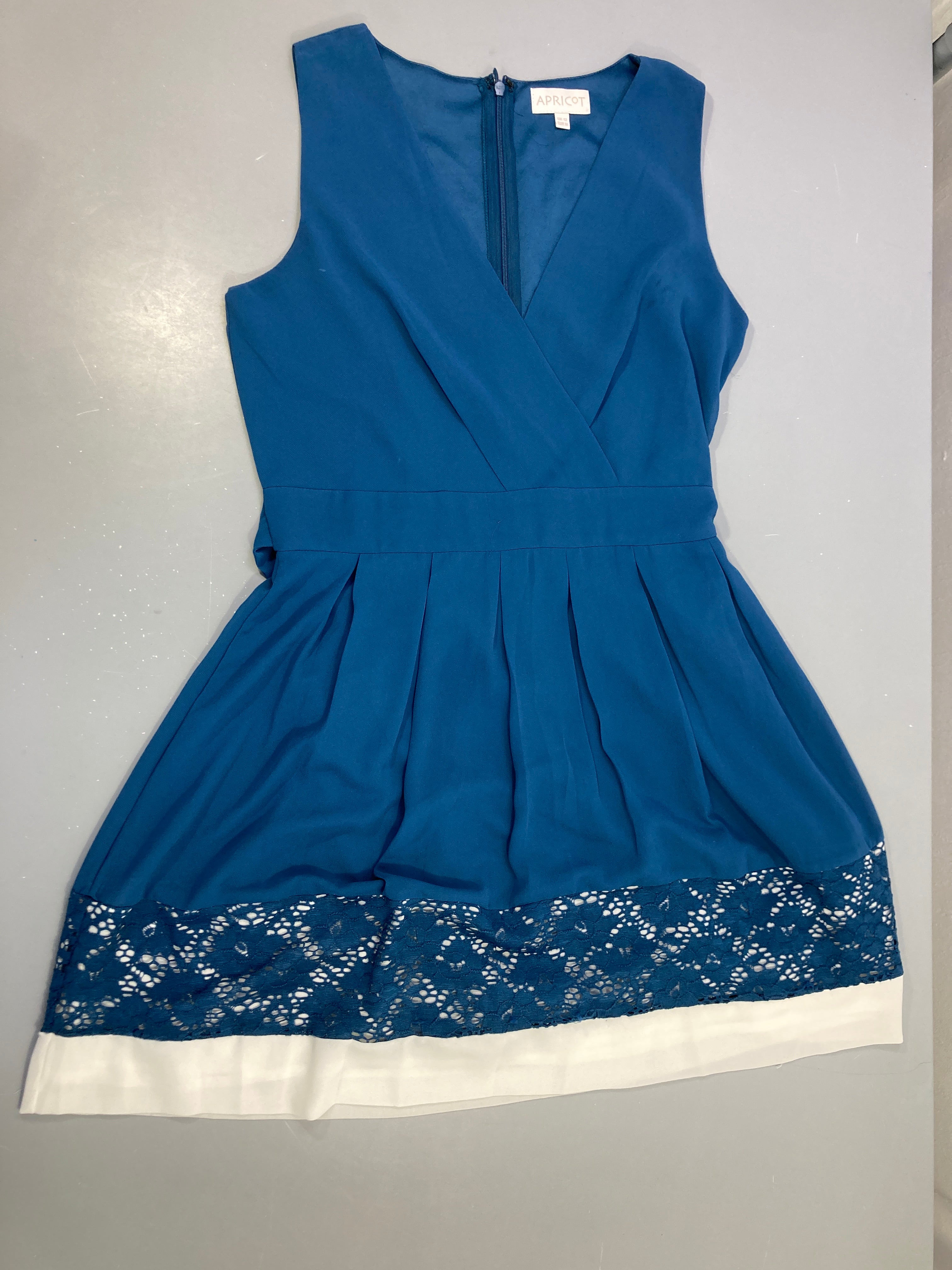 Robe bleue dentelle Apricot