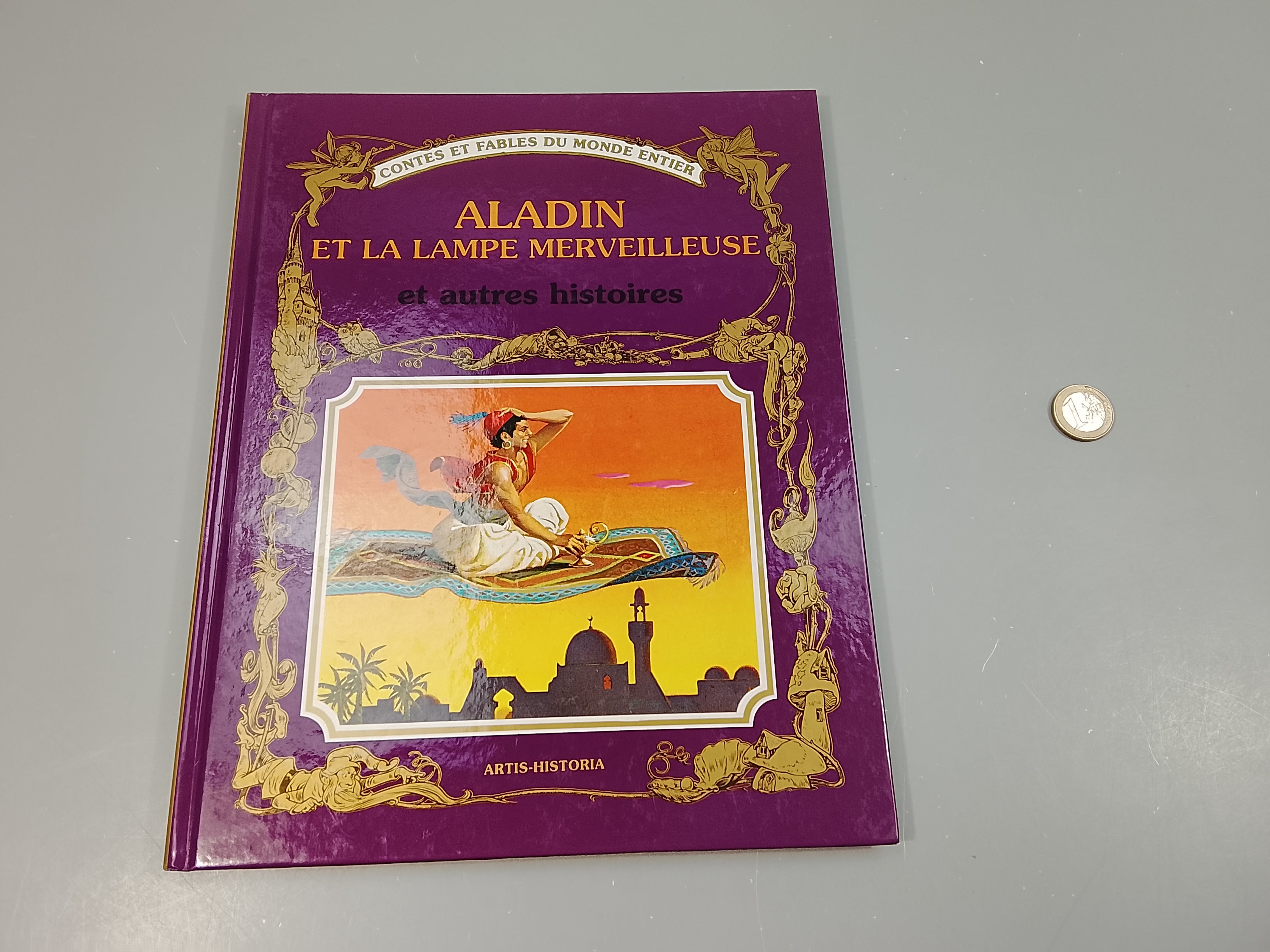 Contes et fables du monde entier.Aladin et la lampe merveilleuse et autres histoires