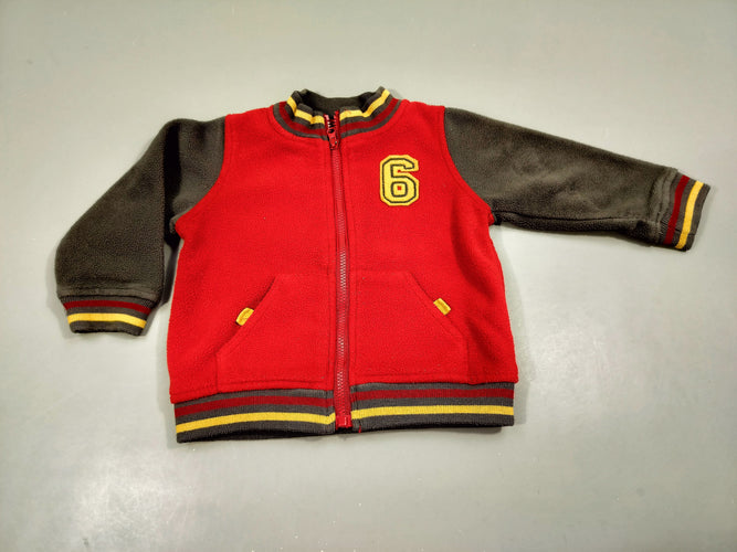 Gilet zippé rouge  écusson jaune "6", moins cher chez Petit Kiwi