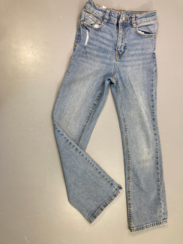 Jeans flare bleu clair, effet déchiré sur le dessus, moins cher chez Petit Kiwi