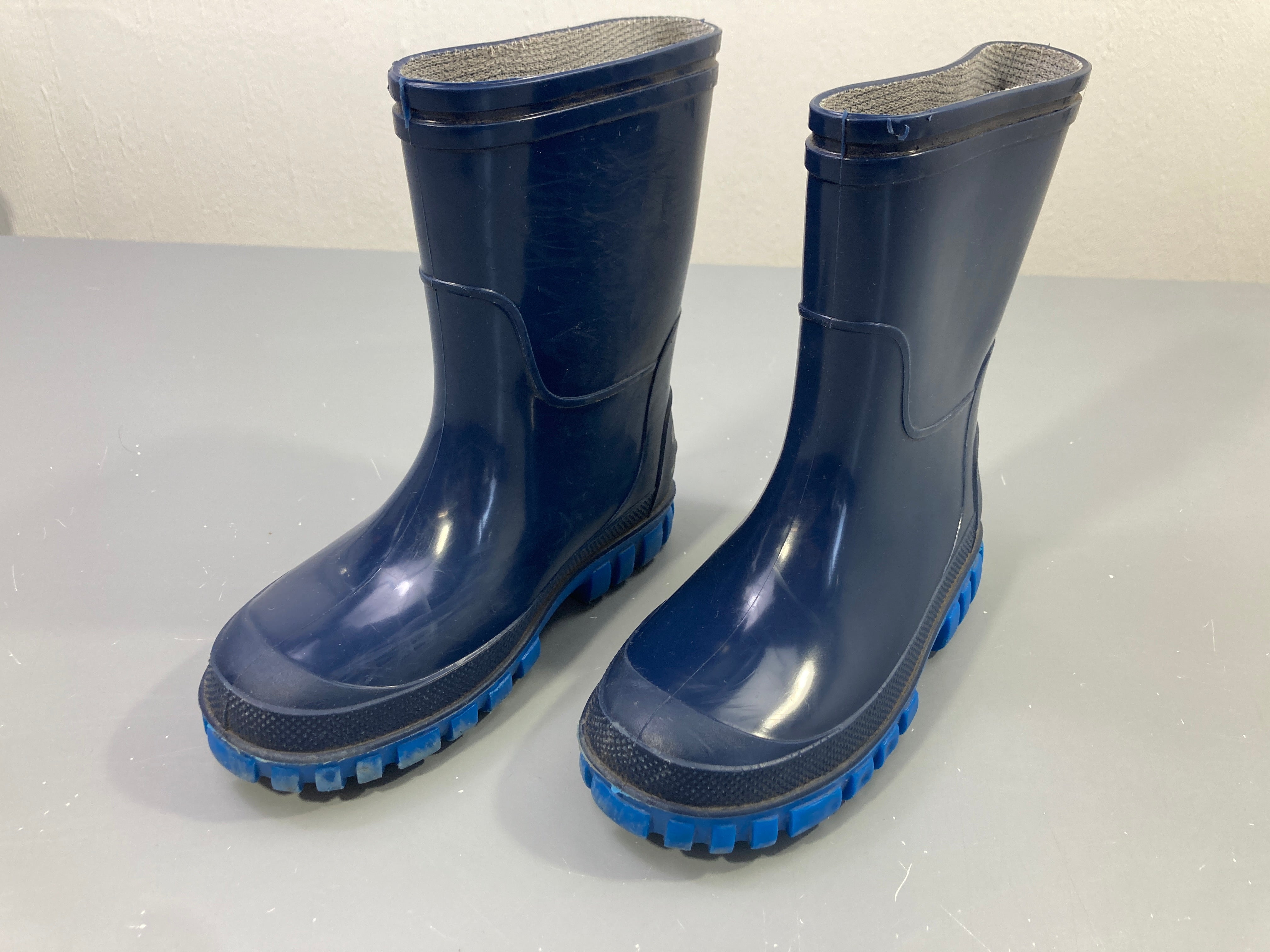 Bottes de pluie bleu marine semelle bleue, 28