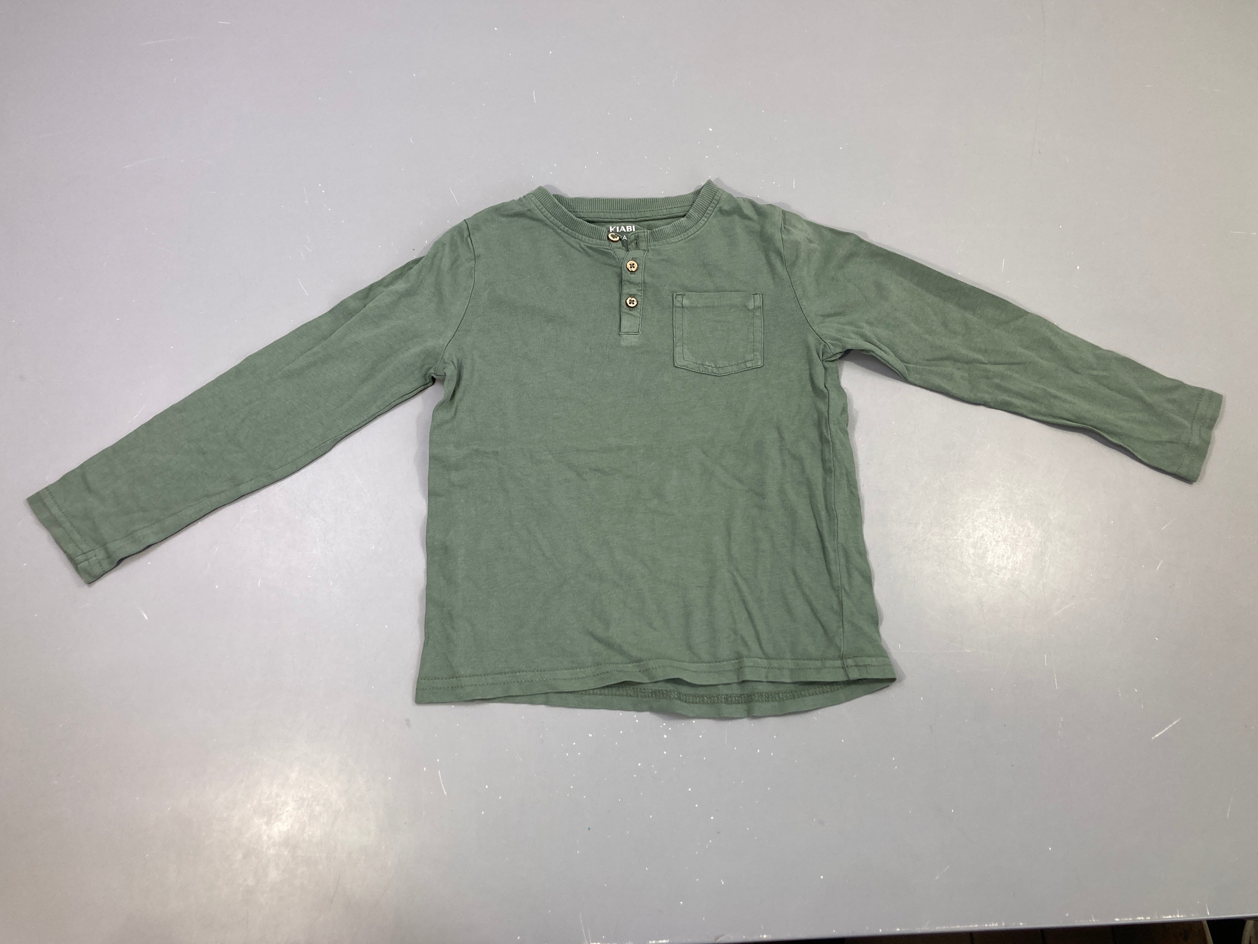 T-shirt m.l vert kaki poche