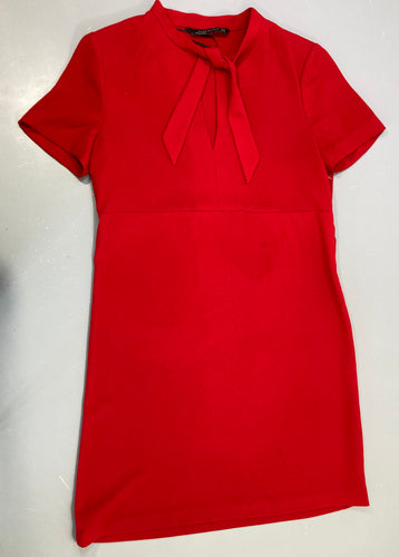 Robe m.c rouge col à lacer Taches à rafraichir, moins cher chez Petit Kiwi
