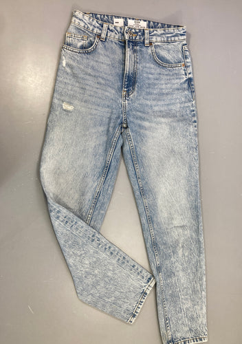 Jeans clair effet éraillé-Taché bas, moins cher chez Petit Kiwi