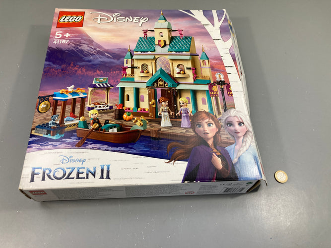 Le château d'Arendelle 41167 | Disney™ Manque une colonne brune et qques mini accessoires (oiseaux..), moins cher chez Petit Kiwi